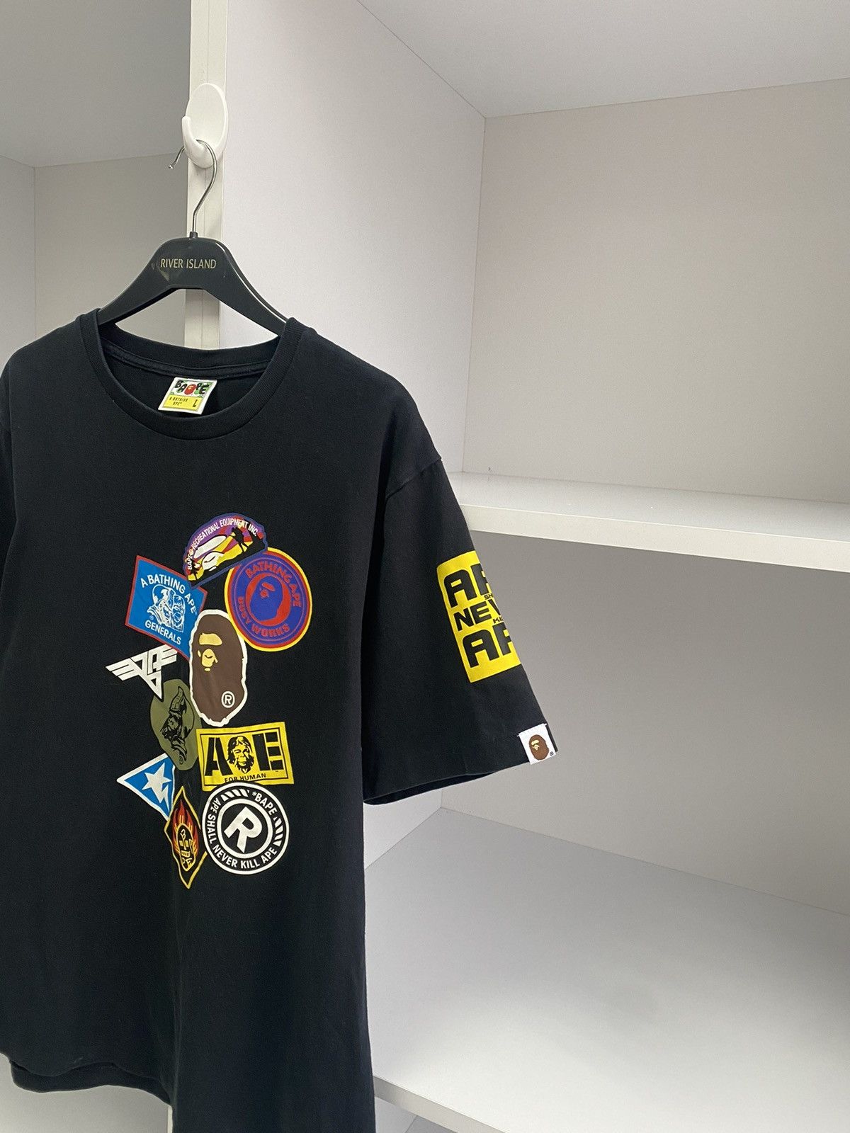 Bape A Bathing Ape Bape Bicolor Multi Logo Tee Size US L / EU 52-54 / 3 - 4 Thumbnail