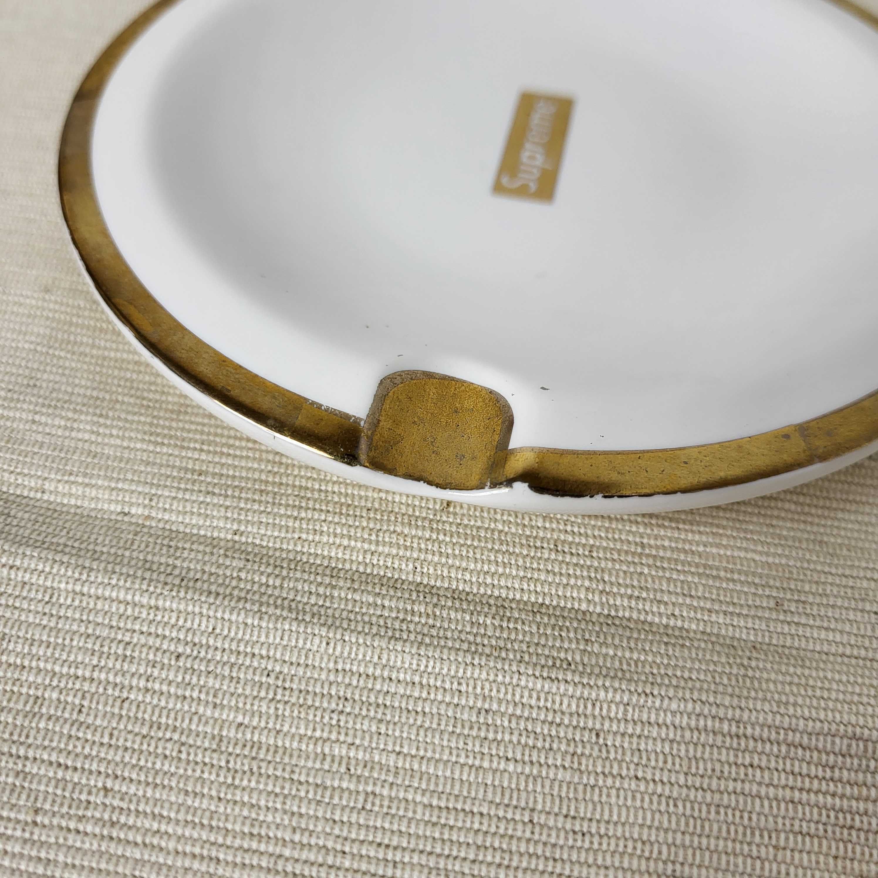 Supreme Supreme Gold Trim Ceramic Ashtray (White/Gold) Size ONE SIZE - 6 Thumbnail