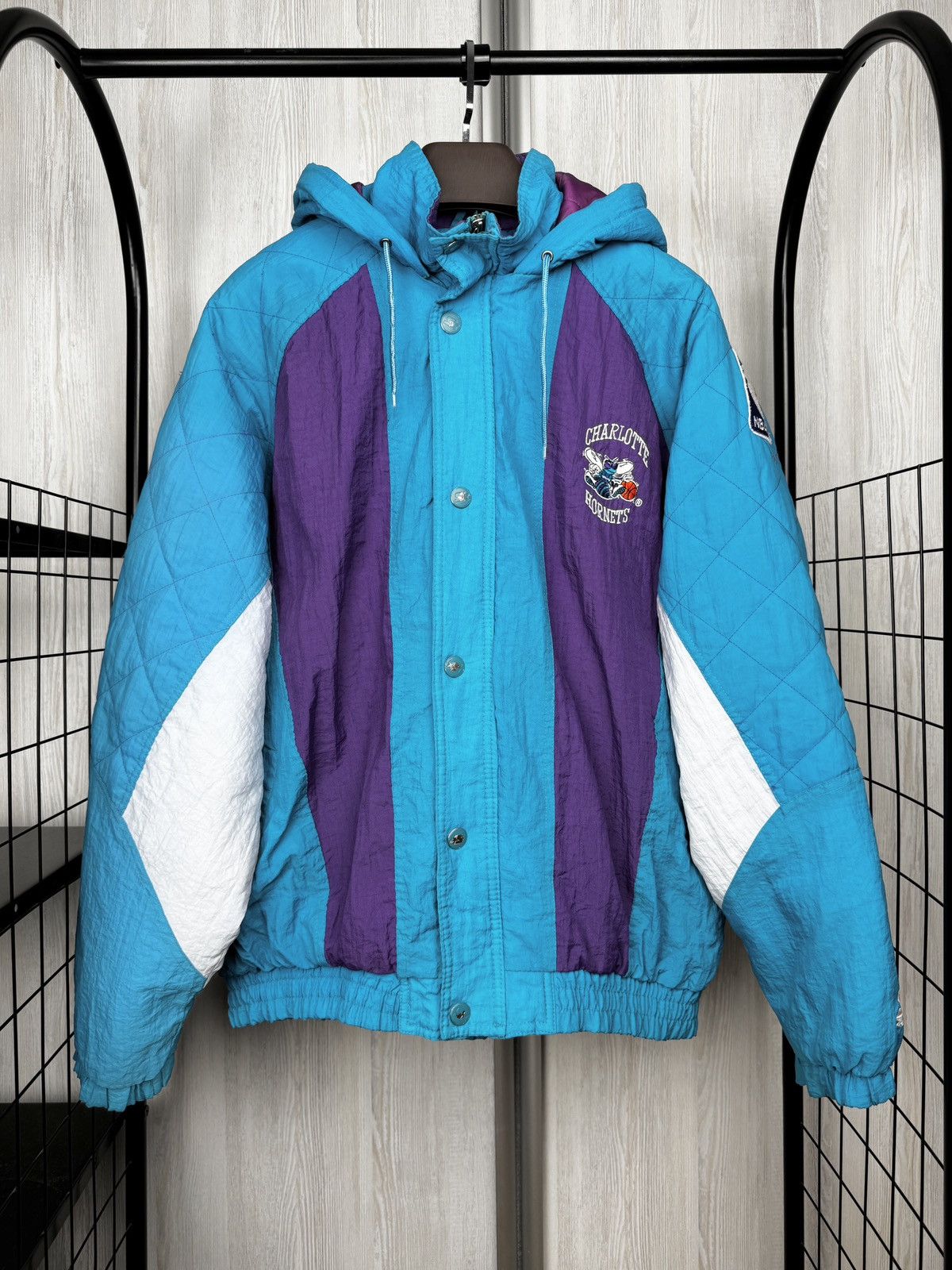 Starter Charlotte Hornets Starter 90s Vintage NBA Full Zip jacket L Size US L / EU 52-54 / 3 - 3 Thumbnail