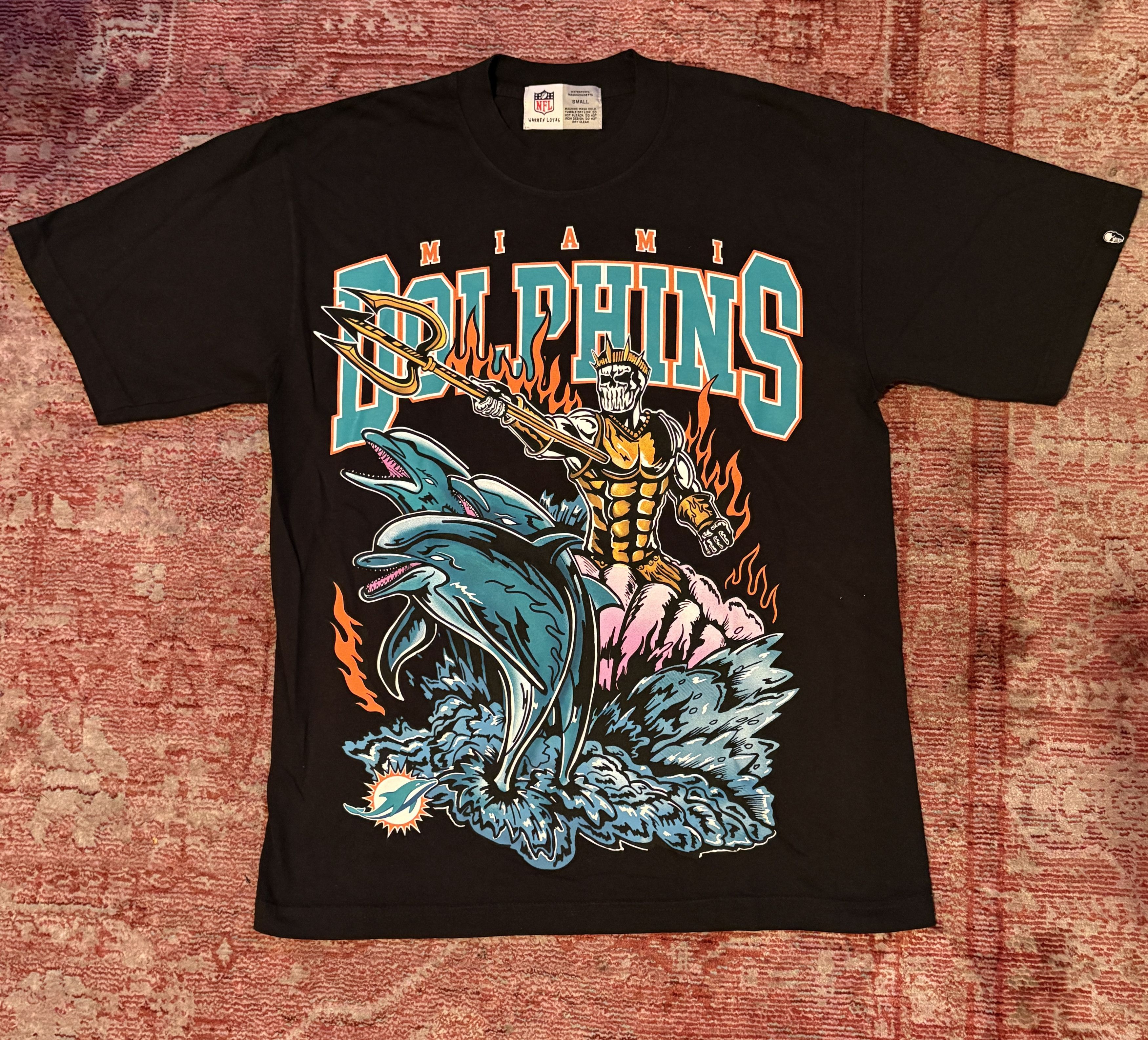 Mitchell & Ness × NFL × Warren Lotas Warren Lotas x NFL Miami Dolphins S/S Tee Size US S / EU 44-46 / 1 - 2 Thumbnail