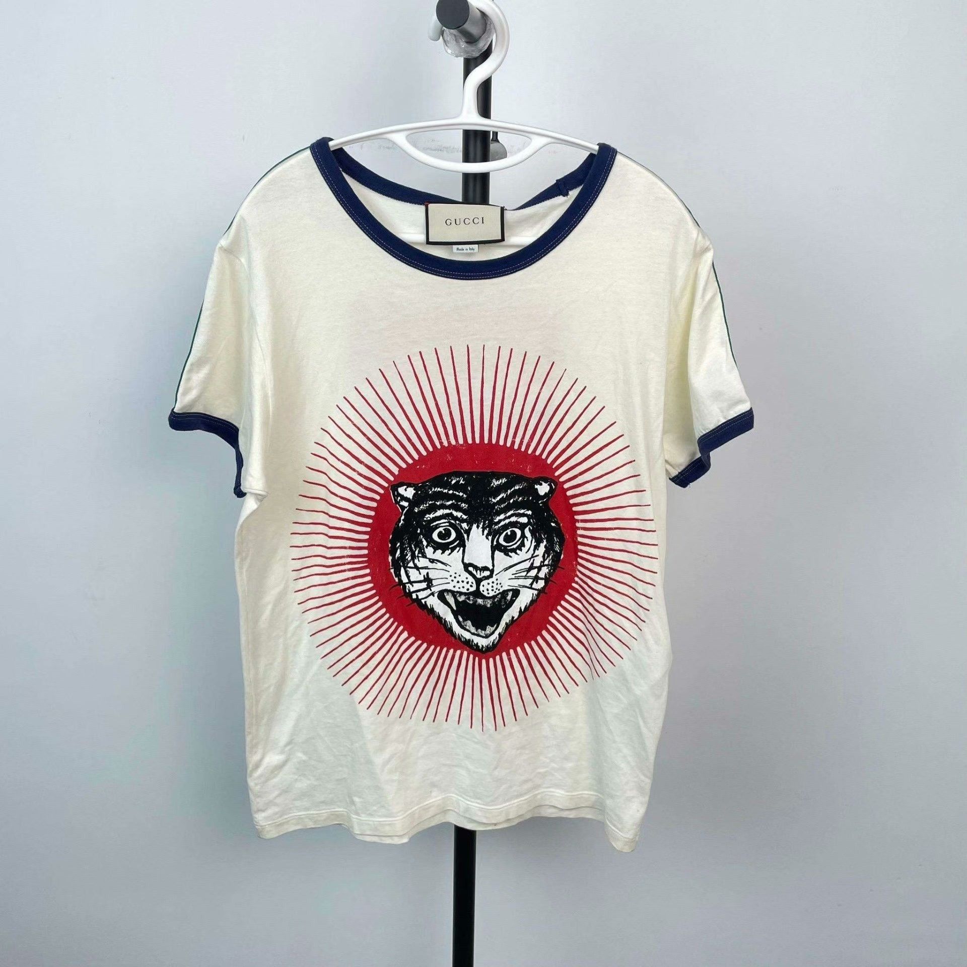 Gucci Gucci Tiger T-Shirt XS Women Size XS / US 0-2 / IT 36-38 - 1 Thumbnail