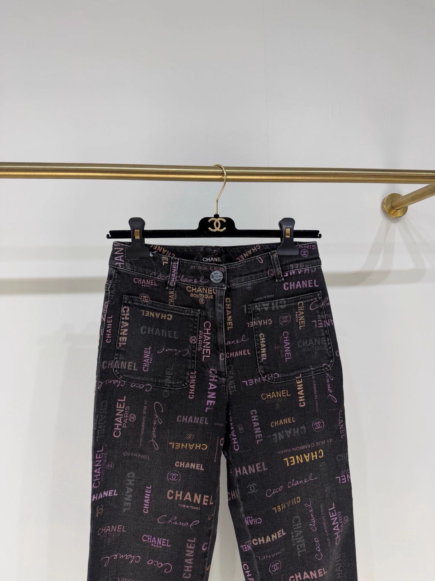 Chanel Chanel Straight Graffiti Letter 9 Jeans FR38 New Size 27" / US 4 / IT 40 - 2 Thumbnail