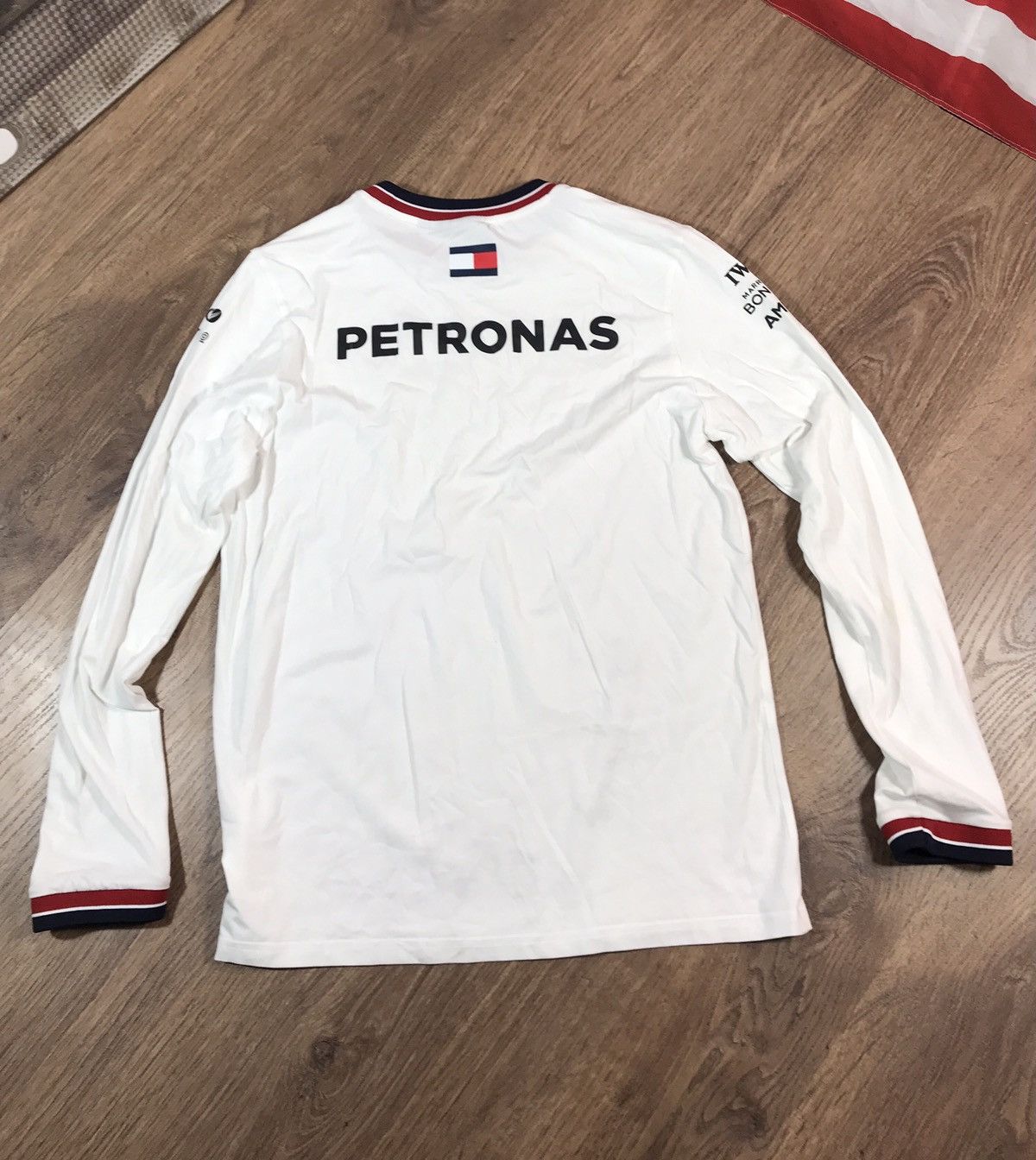Mercedes-Benz × Vintage Mercedes Benz AMG Petronas F1 Team Long Sleeve Size US L / EU 52-54 / 3 - 15 Thumbnail