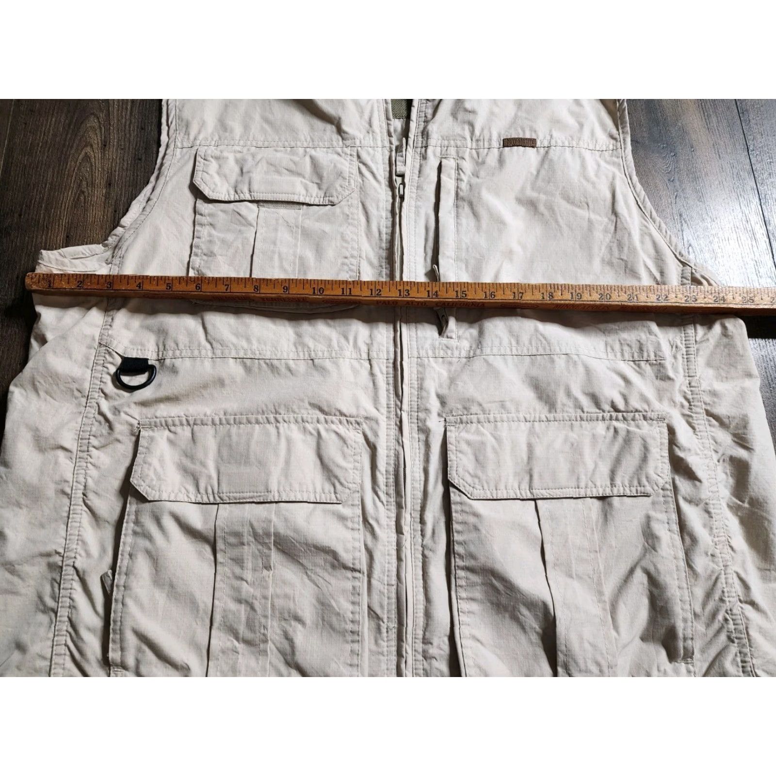 Vintage Outdoor Life Mens XL Vest Khaki Multi Pocket Lightweight Travel Hiking Size US XL / EU 56 / 4 - 3 Thumbnail