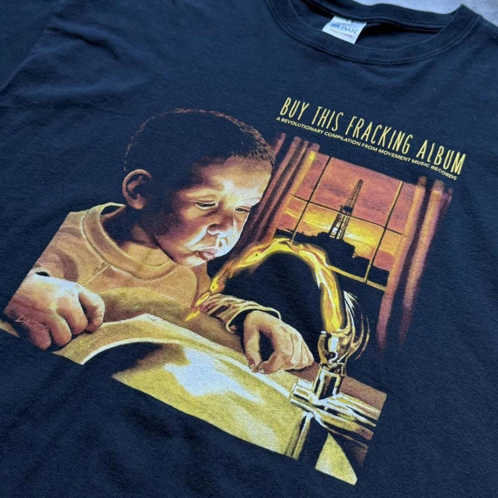 Other Tim McGraw “Buy This Fracking Album” Vintage Band T-Shirt Size US XL / EU 56 / 4 - 3 Thumbnail