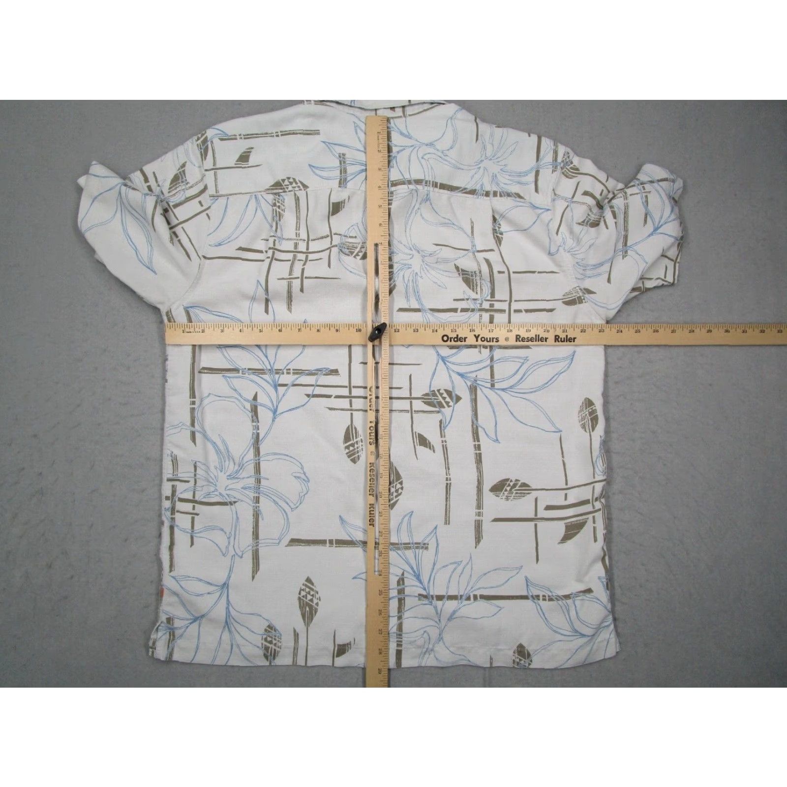 Quiksilver Quiksilver Waterman Shirt Large White Floral Button Up Hawaiian Tiki Mens Size US L / EU 52-54 / 3 - 4 Thumbnail