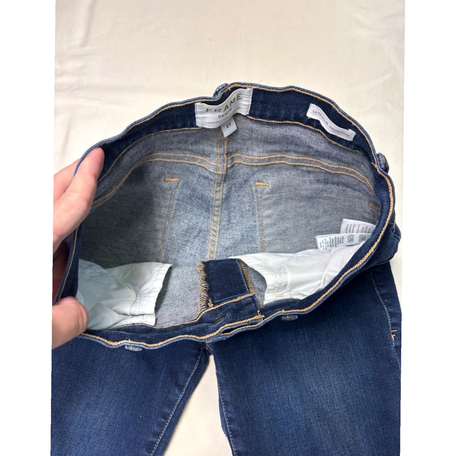 Frame VINTAGE FRAME Le Skinny de Jeanne Crop Jeans Dark Wash Frayed Hem 27X26 Size 27" / US 4 / IT 40 - 4 Thumbnail