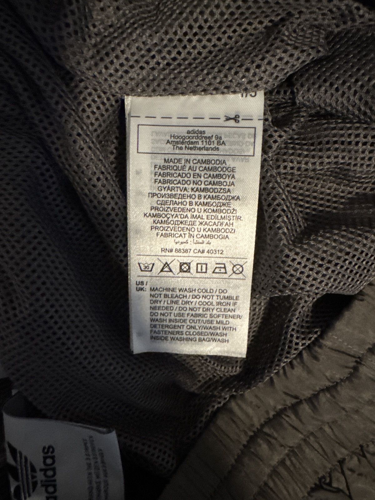 Adidas adidas Orginals Real Madrid Travel Pants Size US 30 / EU 46 - 7 Thumbnail