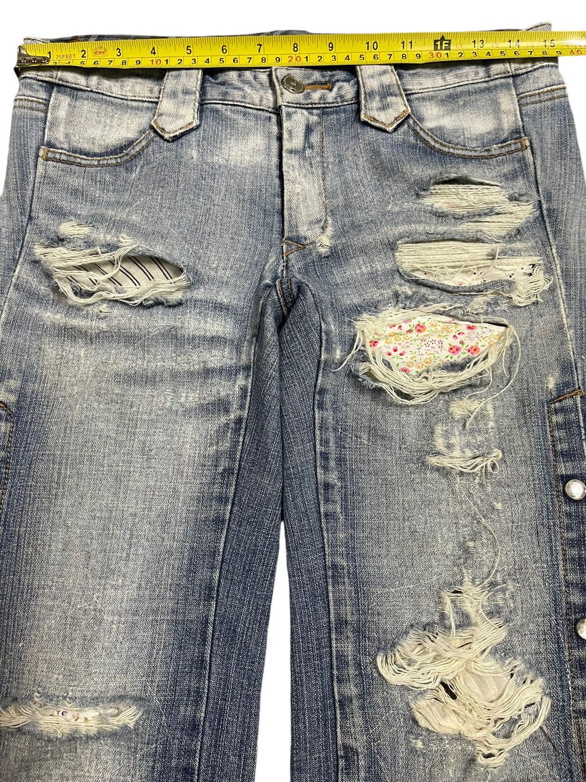 Burberry Vintage Burberry Blue Label Side Button Style Bootcut Jeans Size 30" / US 8 / IT 44 - 9 Thumbnail