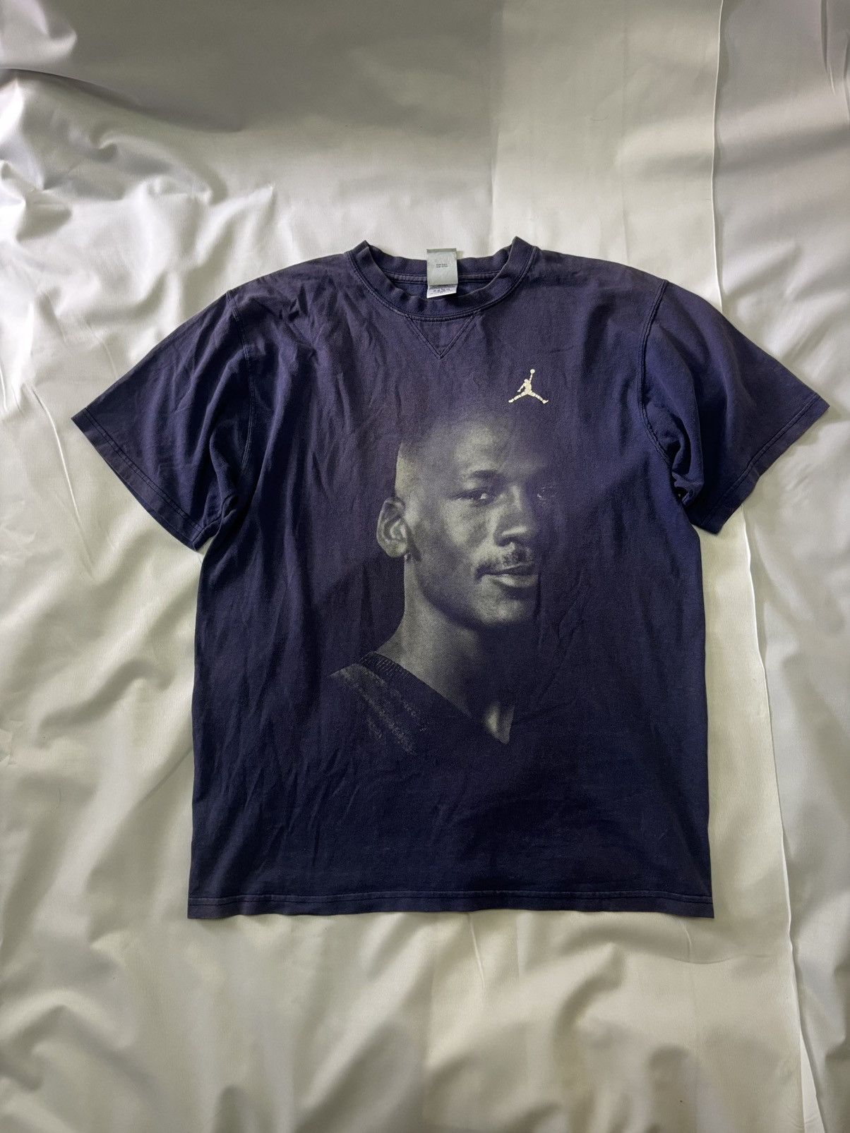 Jordan Brand × Nike × Vintage VTG JORDAN T-SHIRT 00’s Size US L / EU 52-54 / 3 - 1 Thumbnail