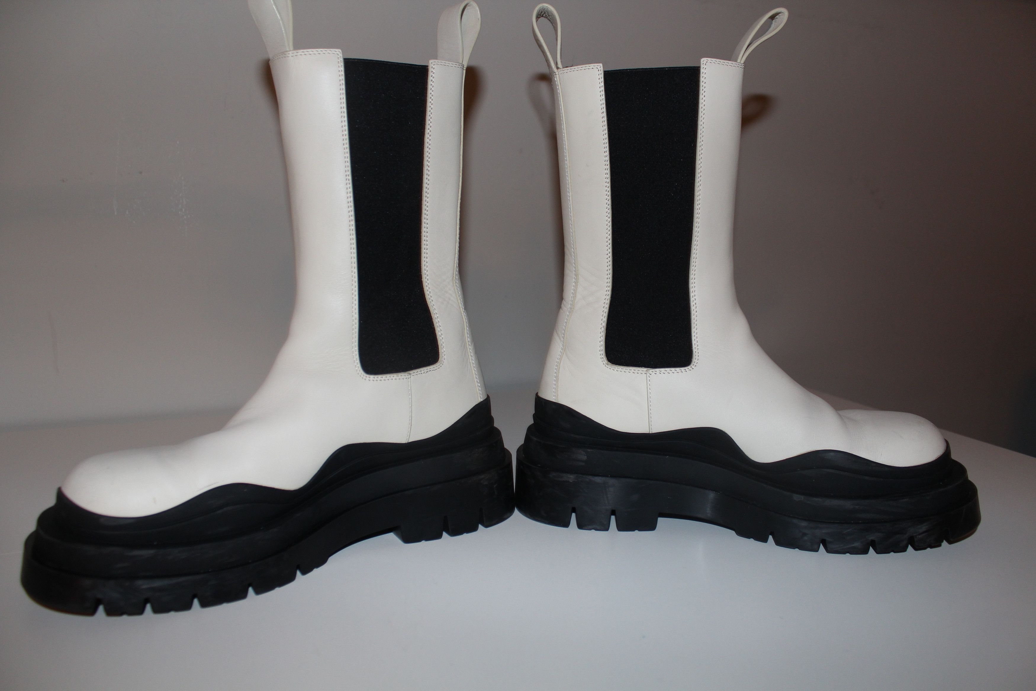 Bottega Veneta Bottega Veneta Tire Lug Chelsea Military Boots 38.5 US 8.5 Size US 8.5 / IT 38.5 - 7 Thumbnail
