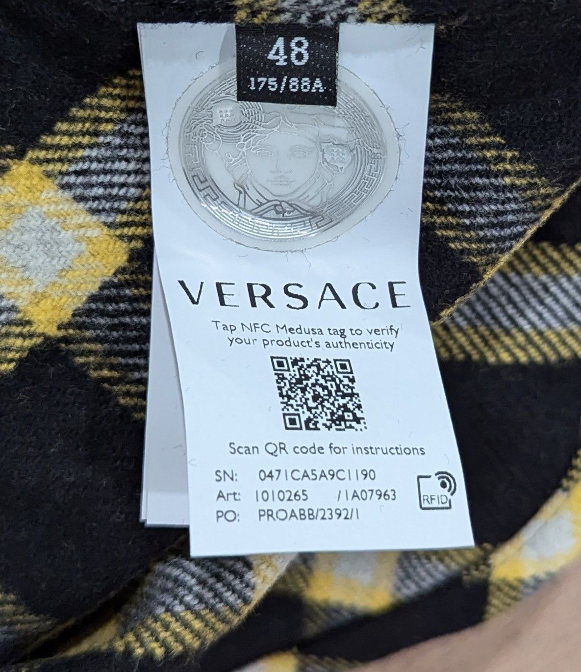Versace VERSACE Tartan Plaid Flannel Shirt Jacket Black/Gold 48 Size US M / EU 48-50 / 2 - 8 Thumbnail