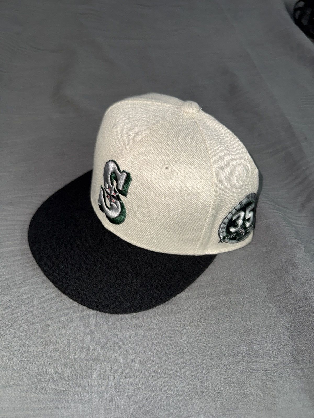 Other Seattle Mariners off white fitted hat 7 1/2 Size ONE SIZE - 1 Thumbnail