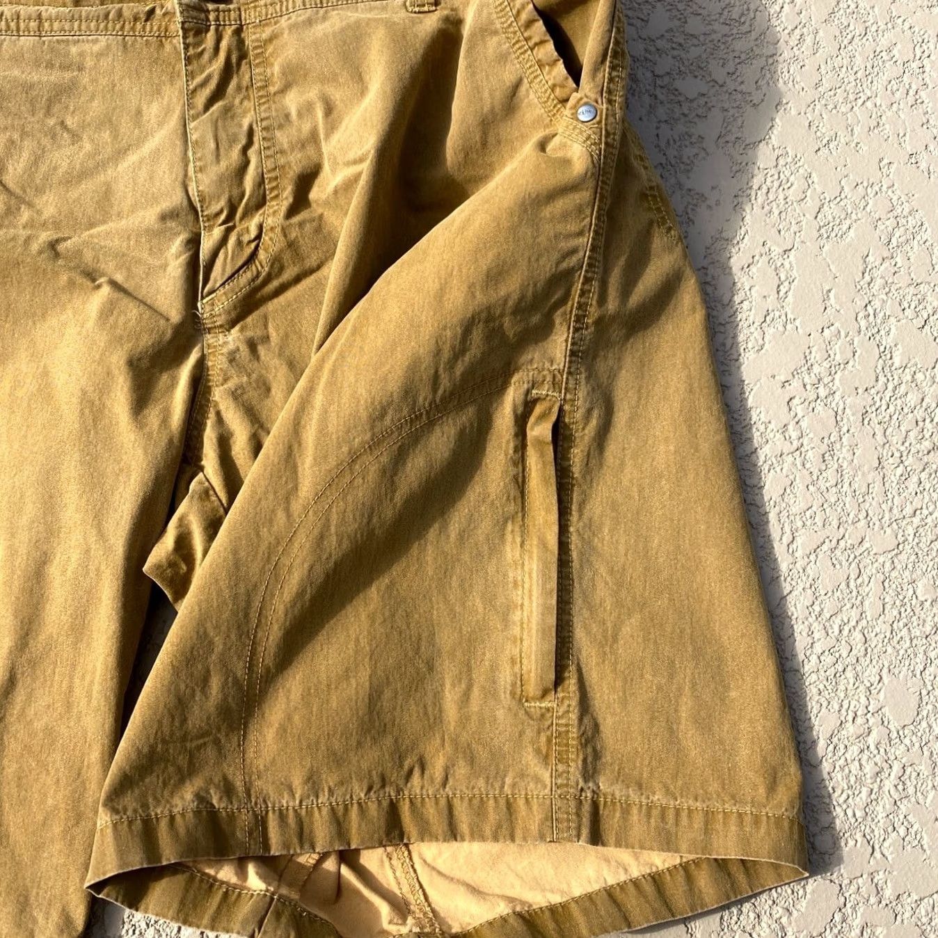 Vintage Kuhl Mens Shorts Cargo Vintage Patina Size 38 11" Inseam Casual Regular Knit/Cotton Blend Cargo Pocket Logo Belt Loops Brown Mens Size US 38 / EU 54 - 5 Thumbnail