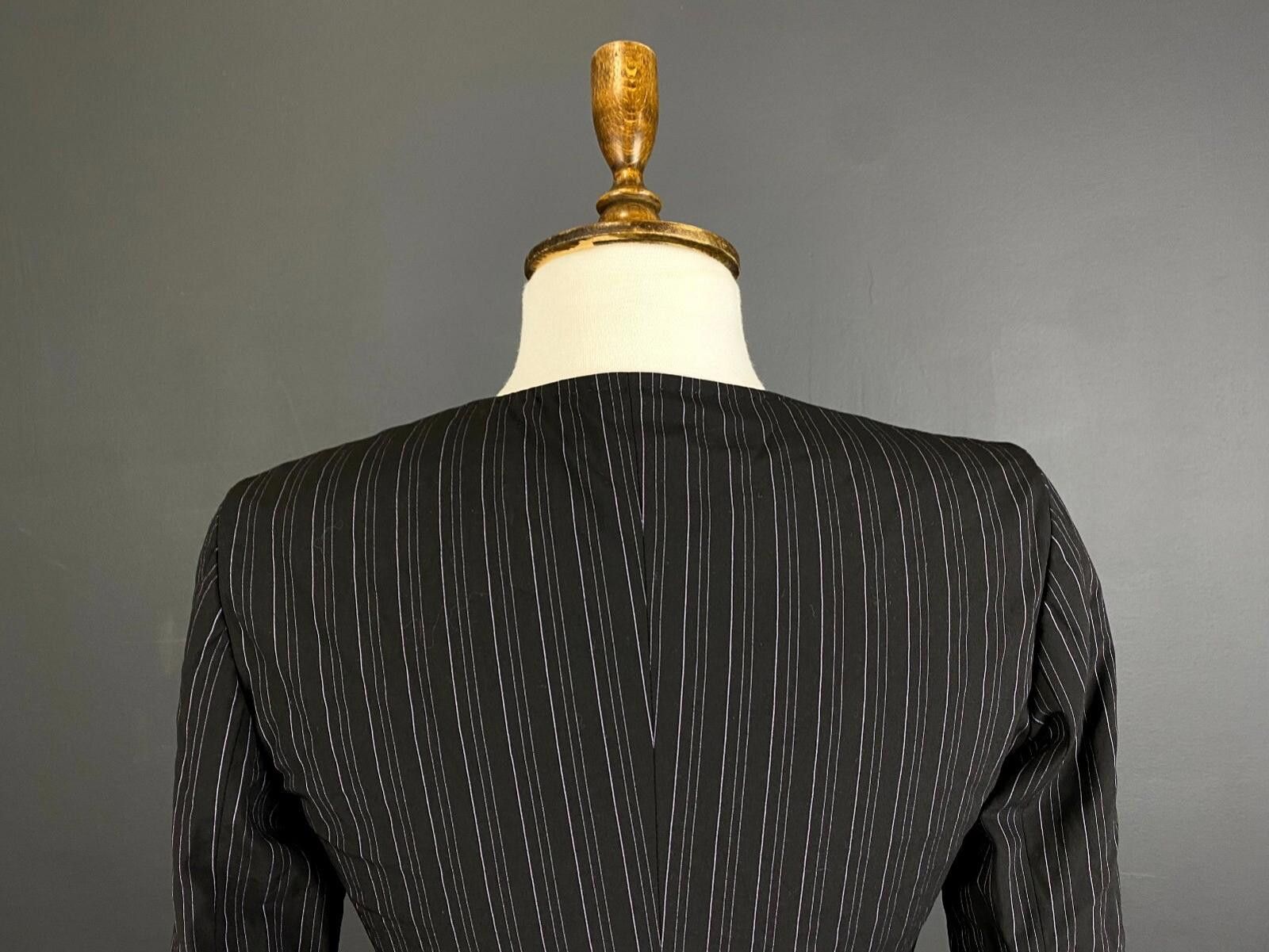 Designer Max Mara Black Pinstripe Wool Jacket US6 GB8 CH38 IT40 Size M / US 6-8 / IT 42-44 - 6 Thumbnail