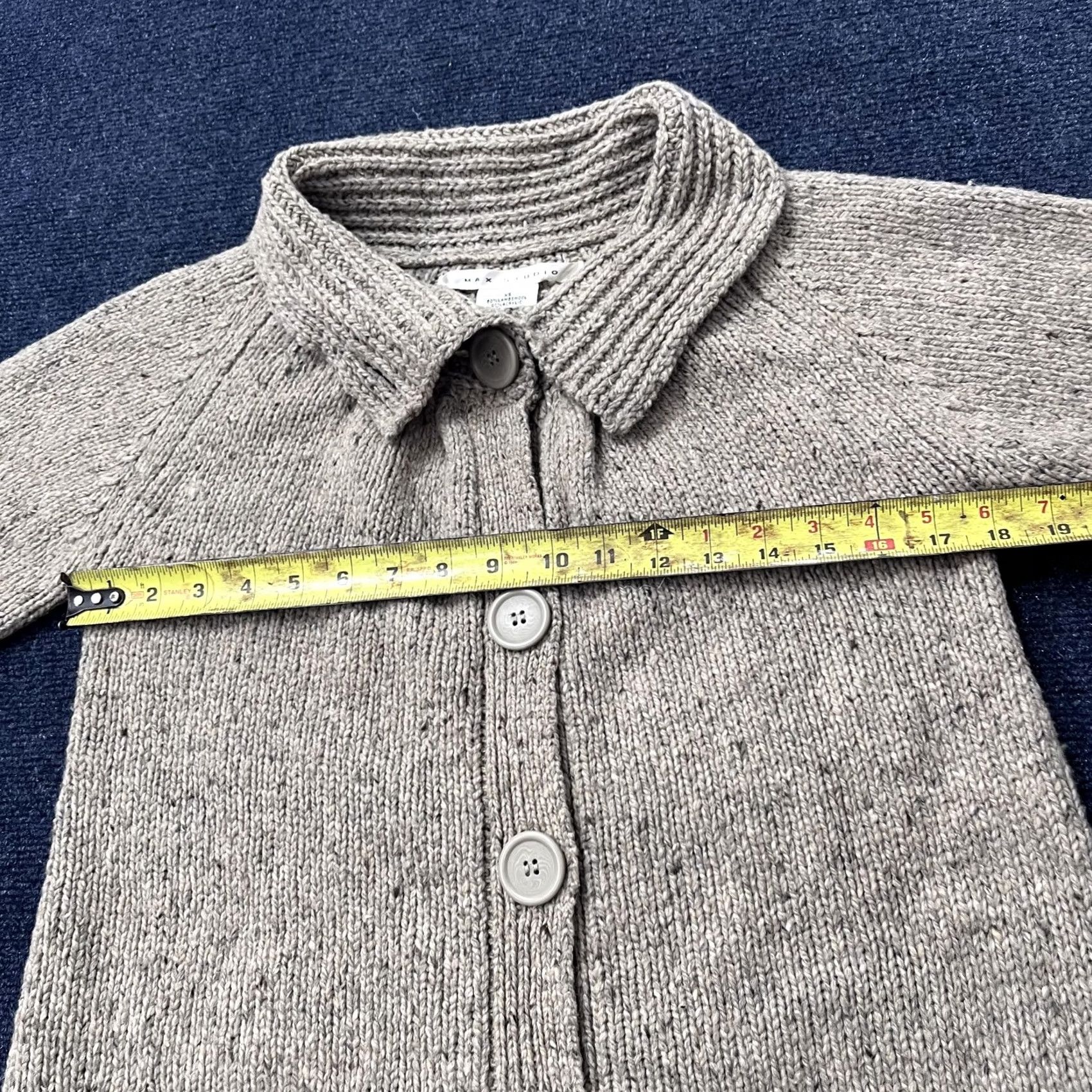 Vintage VINTAGE Max Studio Sweater Womens XS Beige Lambswool Blend Button Front Size XS / US 0-2 / IT 36-38 - 6 Thumbnail
