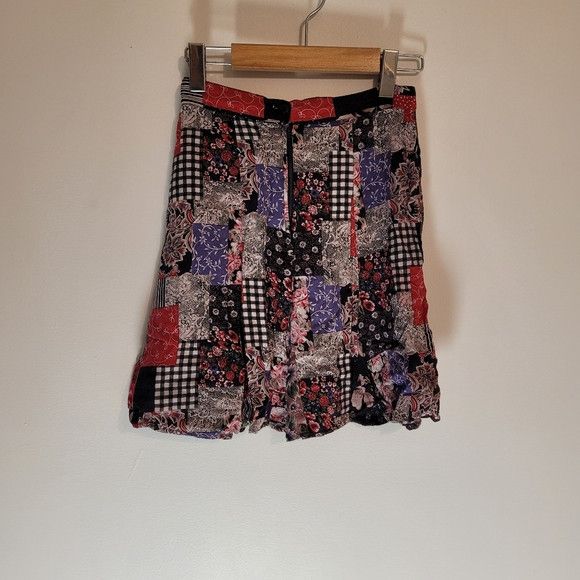 Vintage Next Issue Vintage Patchwork Floral Mini Skirt - S Size 25" / US 0 / IT 36 - 3 Thumbnail