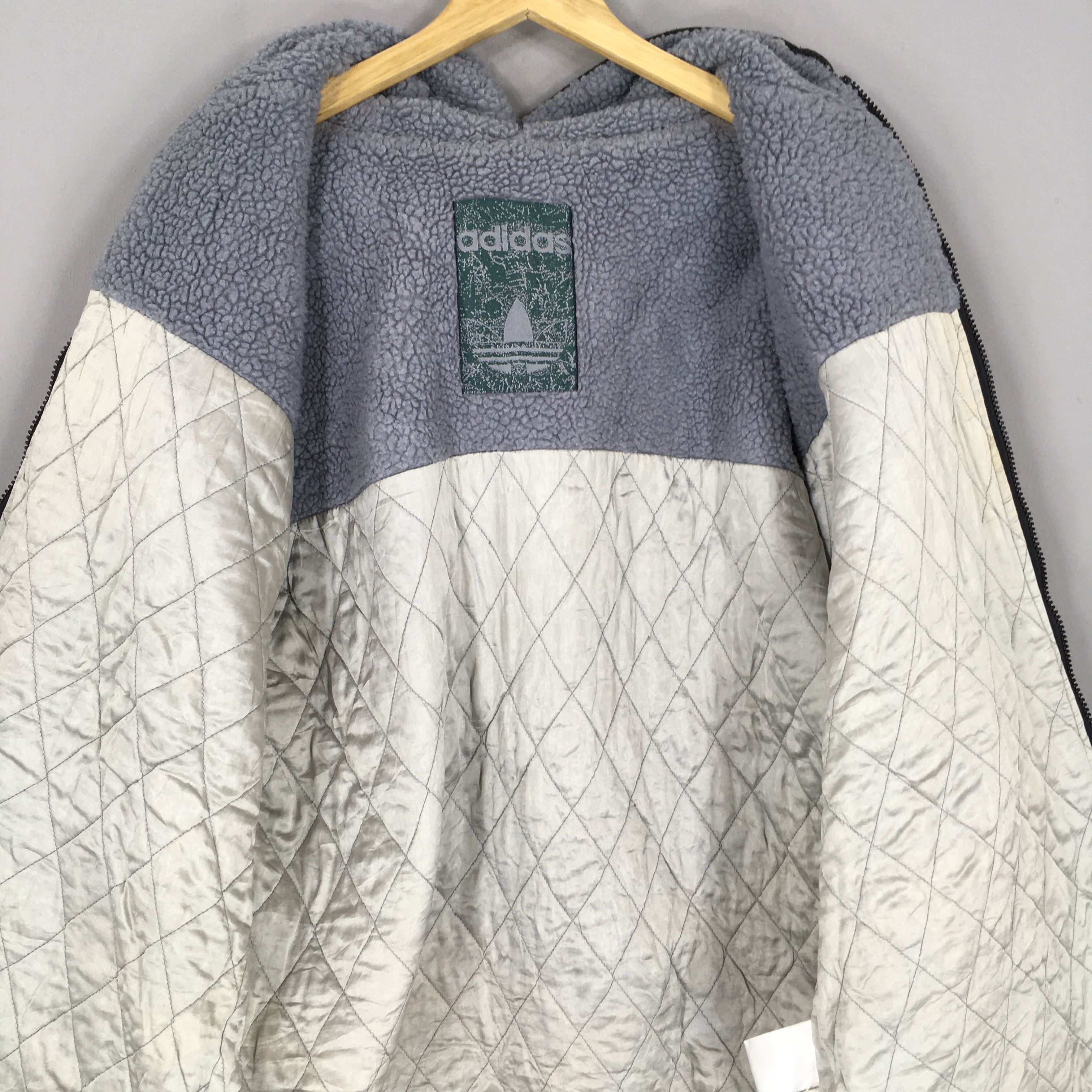 Adidas × RUN DMC × Vintage Vintage Adidas Trefoil Sherpa Hoodie Sweatshirt Medium Size US M / EU 48-50 / 2 - 8 Thumbnail