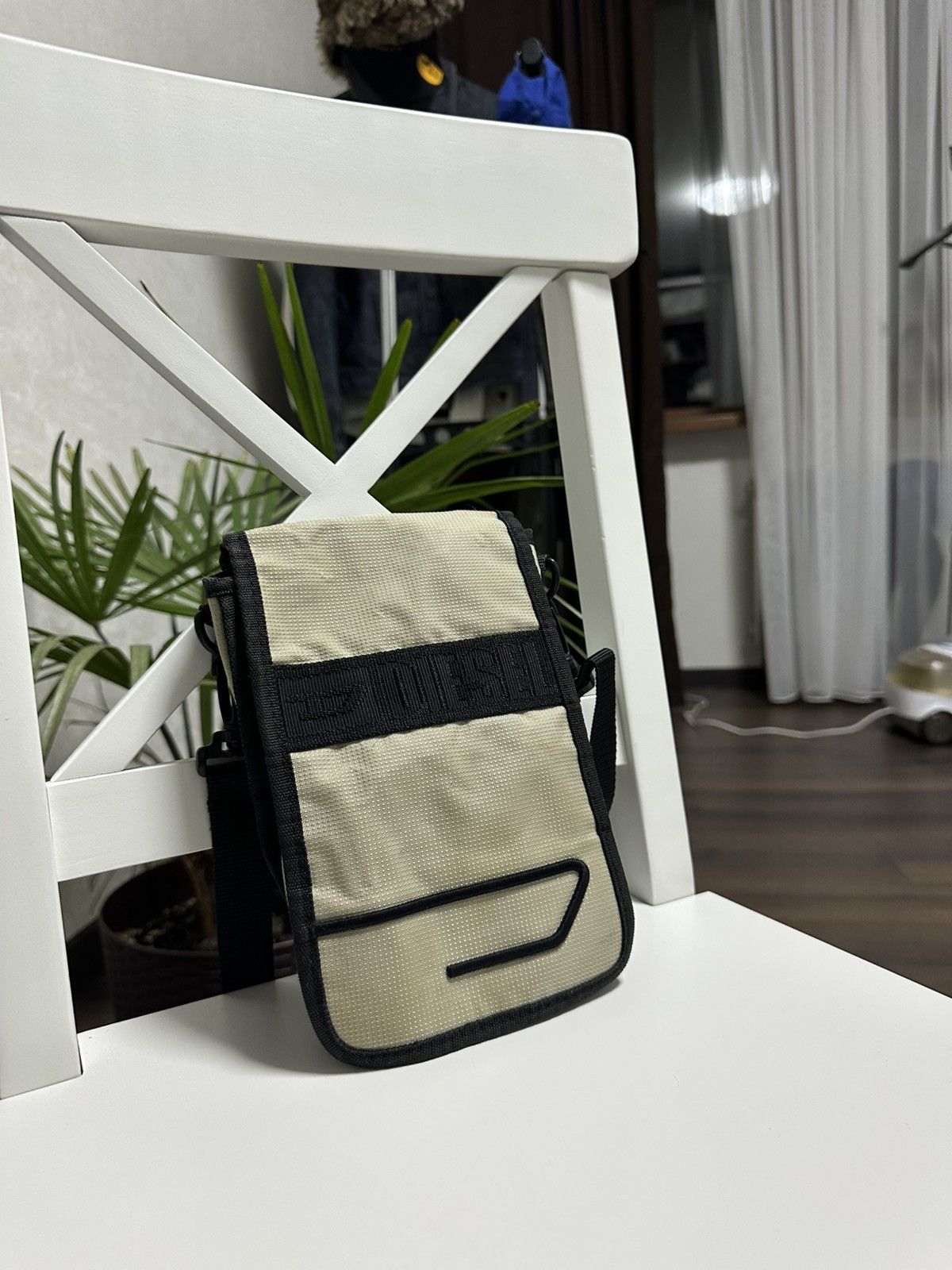 Diesel Vintage Diesel Messenger Bag Y2K Style Size ONE SIZE - 4 Thumbnail