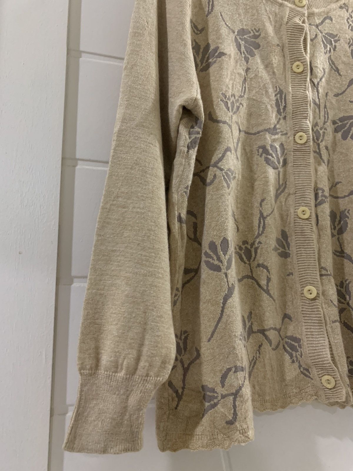 Aran Isles Knitwear × Japanese Brand × Vintage Japanese Brand Flower Knitwear Size M / US 6-8 / IT 42-44 - 2 Thumbnail