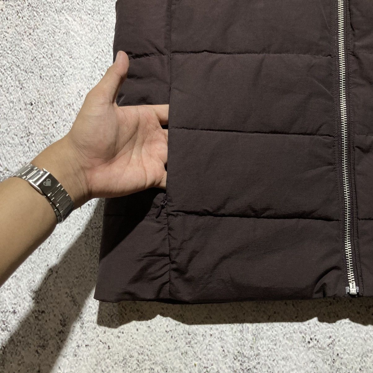 Japanese Brand 2000s Gap Gothic Punk Style Down Jacket Fur Vest Brown Size US M / EU 48-50 / 2 - 7 Thumbnail
