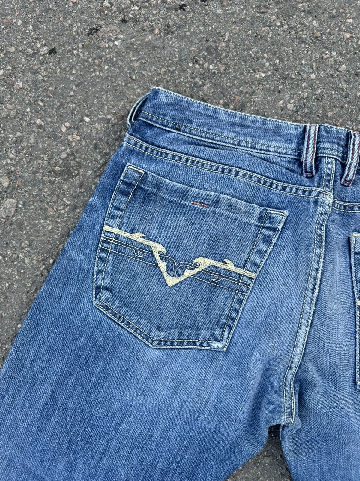 Diesel × Vintage Vintage Y2K Diesel Embroidered Logo Pocket Denom Jeans Pants Size US 31 - 8 Thumbnail