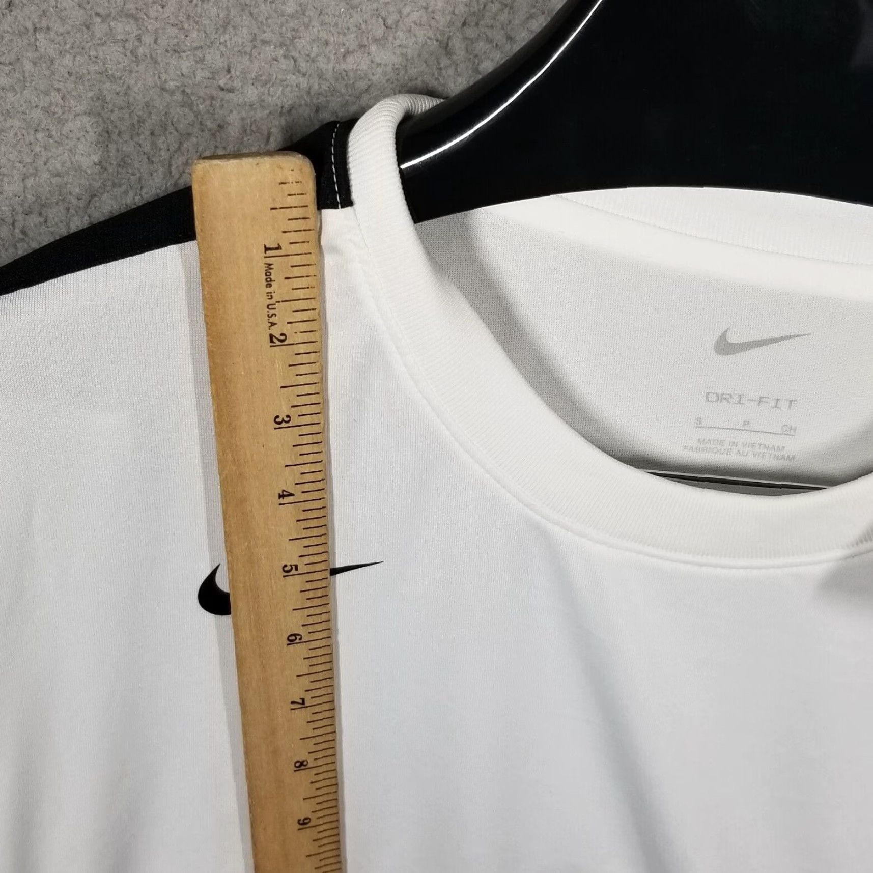 Nike Nike Dri-Fit Long Sleeve Basketball Shooting Shirt Mens Small White DC3251-106 Size US S / EU 44-46 / 1 - 5 Thumbnail