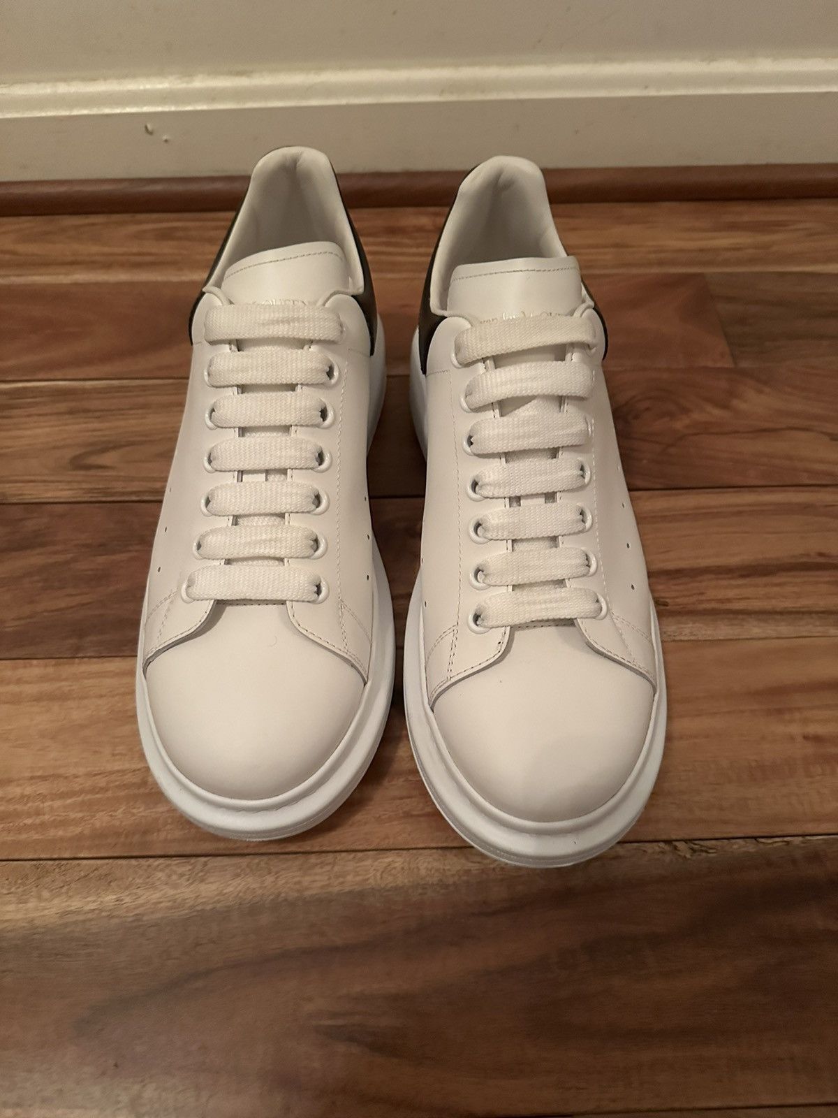 Alexander McQueen Alexander McQueens Black & White Size US 10 / EU 43 - 3 Thumbnail