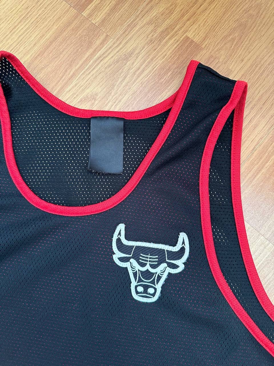 Adidas 2016 Adidas Chicago Bulls Reversible Tank Top Tee Size US M / EU 48-50 / 2 - 3 Thumbnail