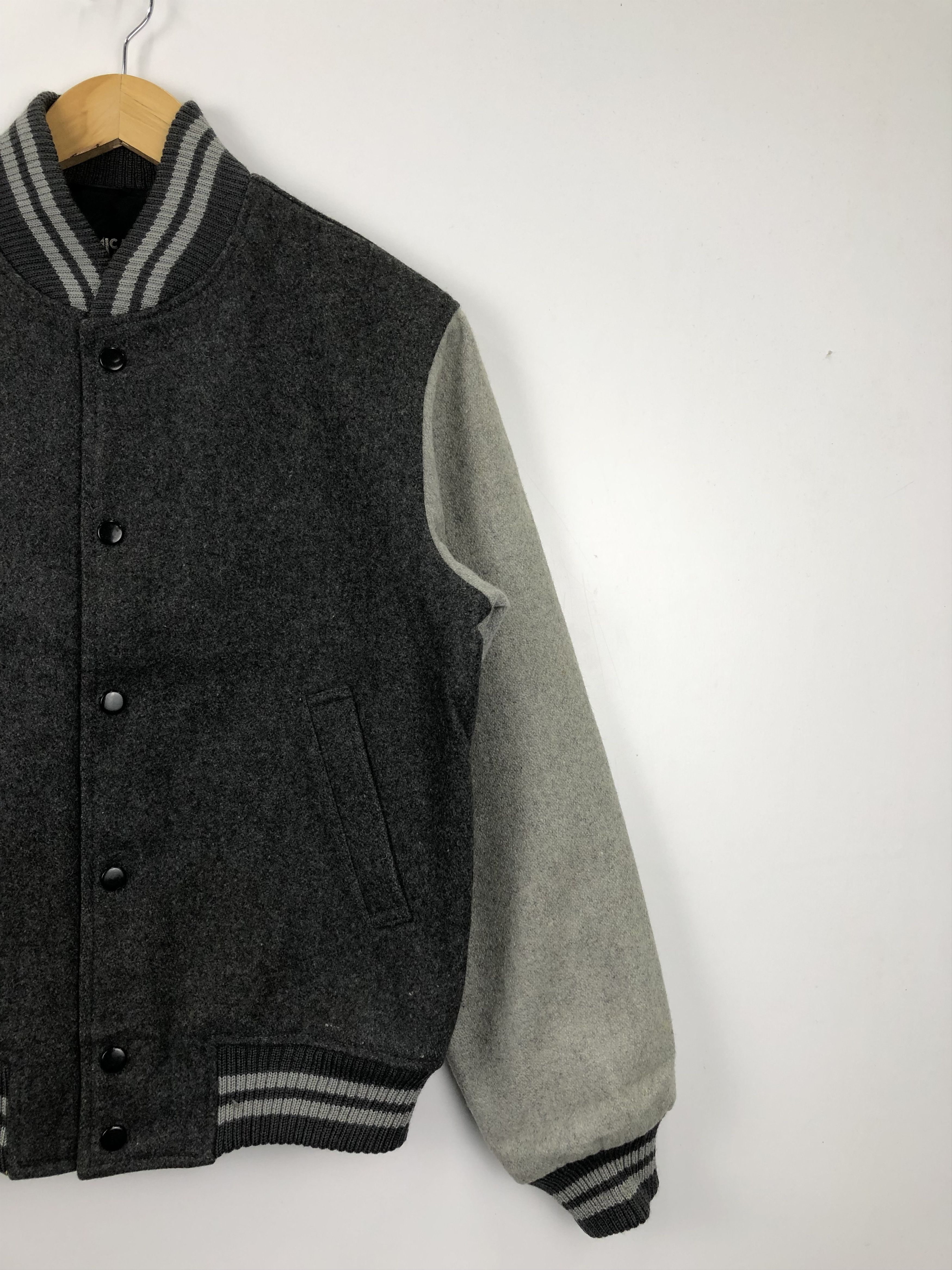 Japanese Brand Vintage Japanese Brand Wool Varsity Jacket V0398 Size US M / EU 48-50 / 2 - 5 Thumbnail