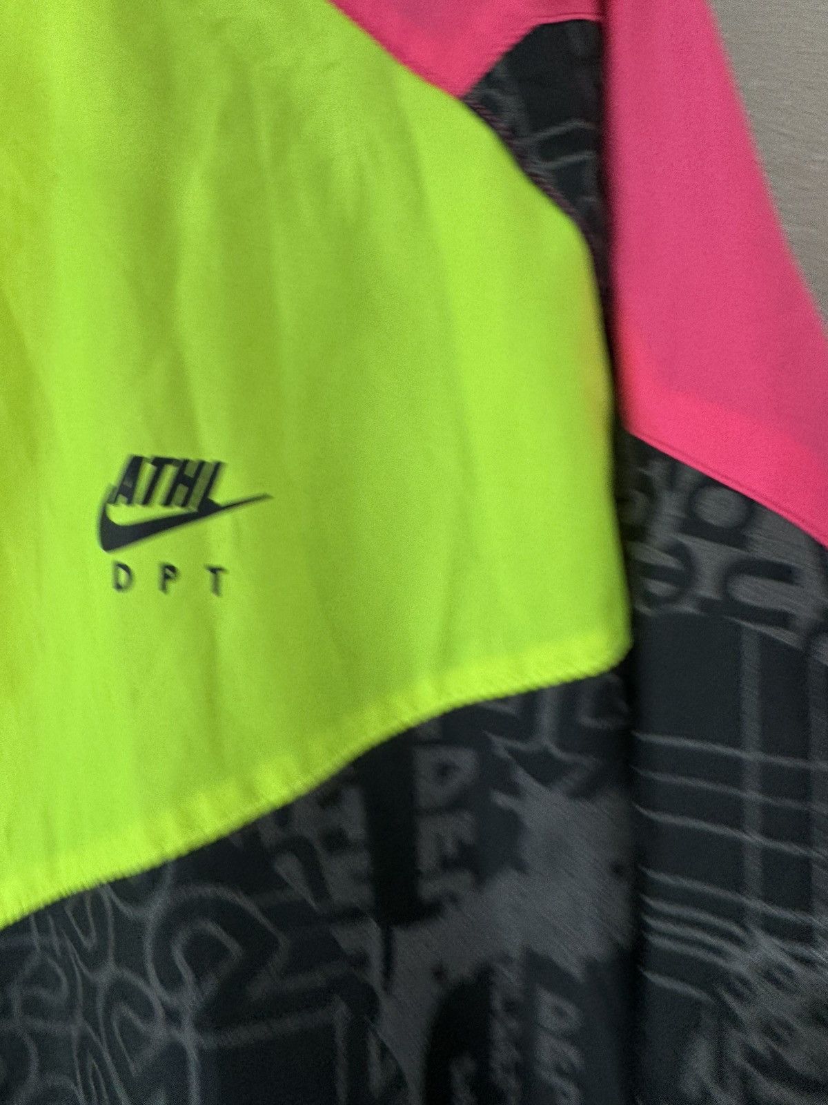 Nike 00s Nike Retro Logo Vintage Y2K Hooded Windbreaker Jacket Size US XL / EU 56 / 4 - 6 Thumbnail