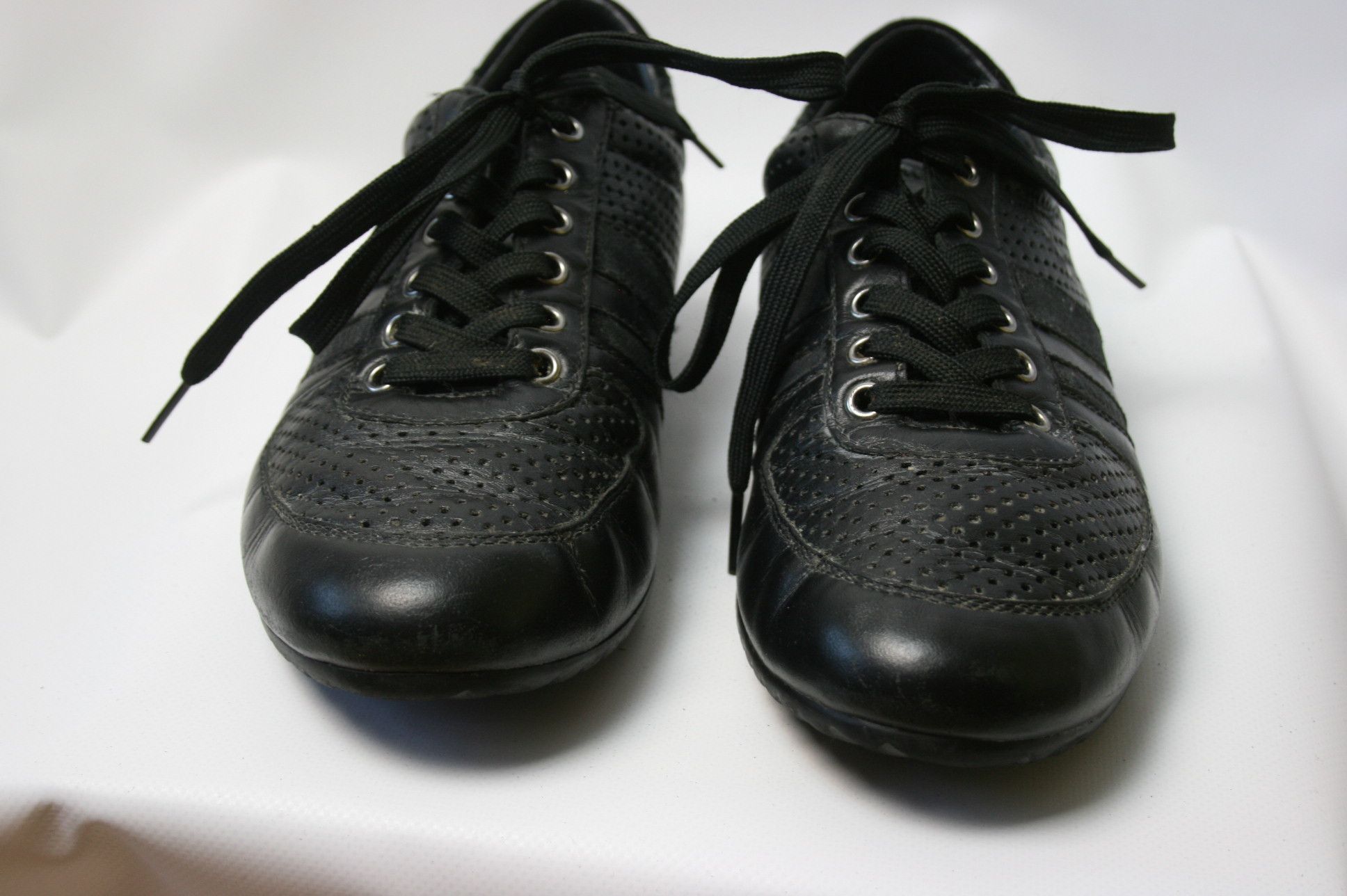 Dolce & Gabbana Perforated Low Leather Sneakers Size US 8.5 / EU 41-42 - 2 Thumbnail