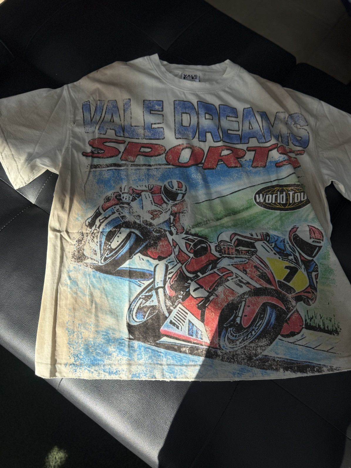 Vale Valley World Tour Racing Hoodie Size L (NEW) Size US L / EU 52-54 / 3 - 3 Thumbnail