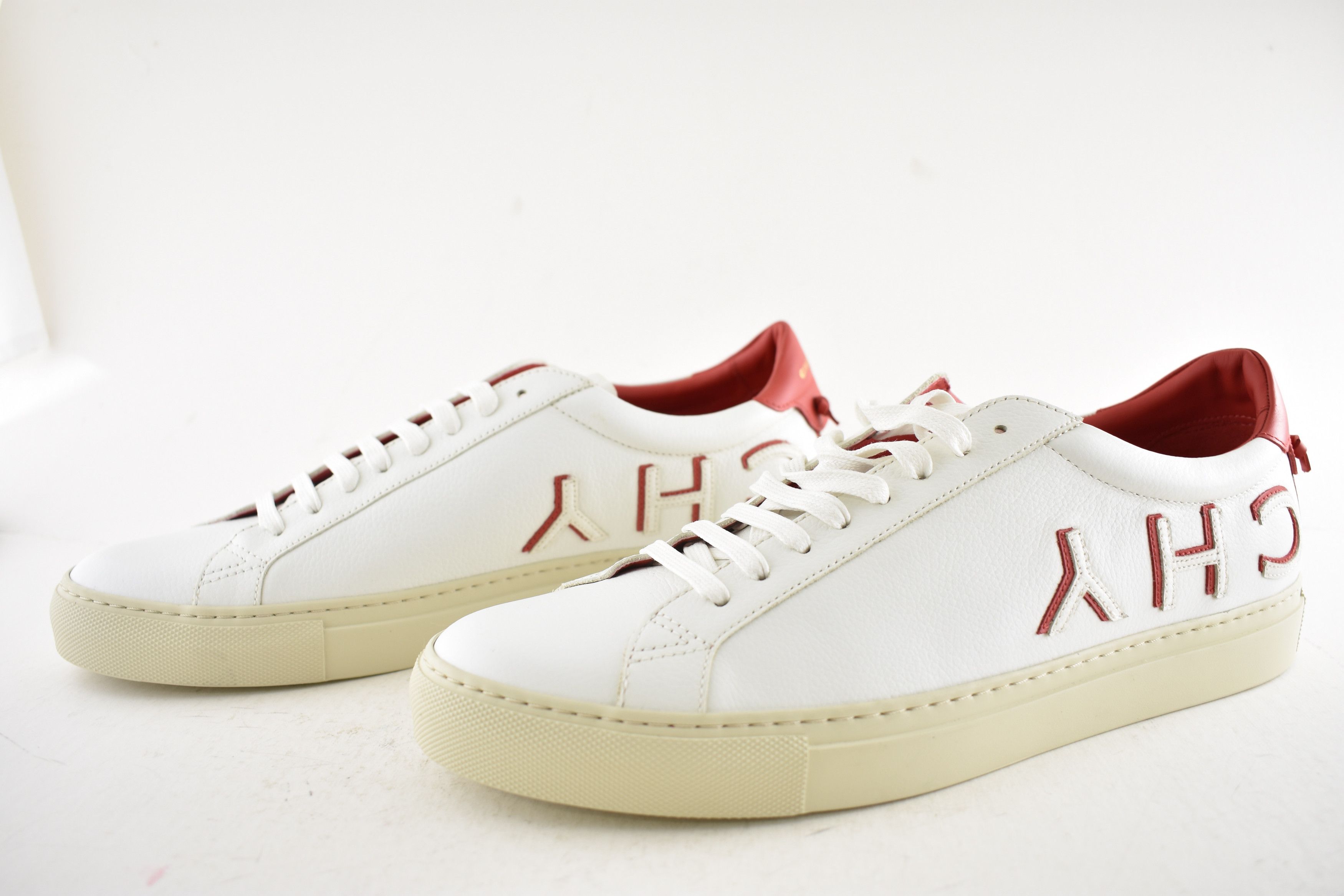 Givenchy Givenchy Urban Street Red Logo Knot Low Top Sneaker 43 10 Size US 10 / EU 43 - 9 Thumbnail