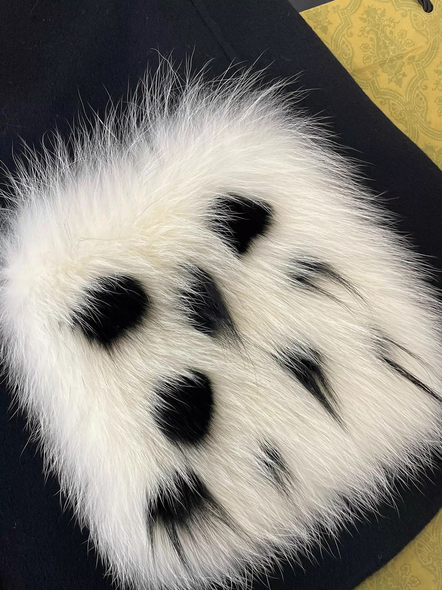 Fendi Fendi Black Wool Fox Fur Panel Vest 38 Size XS / US 0-2 / IT 36-38 - 2 Thumbnail