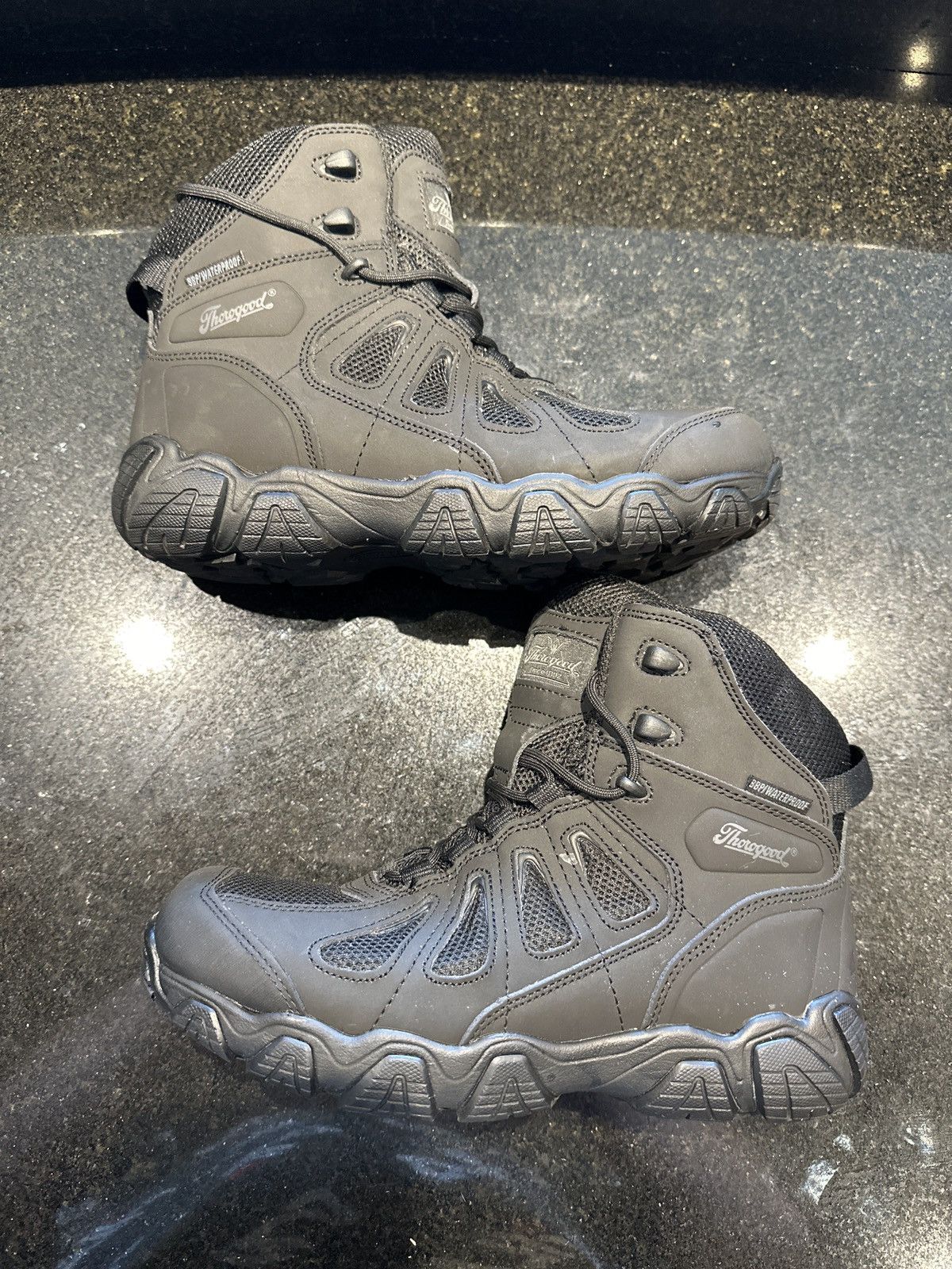 Thorogood Thorogood 6” Composite Toe Waterproof Side-Zipper Work Boot Size US 8.5 / EU 41-42 - 1 Thumbnail