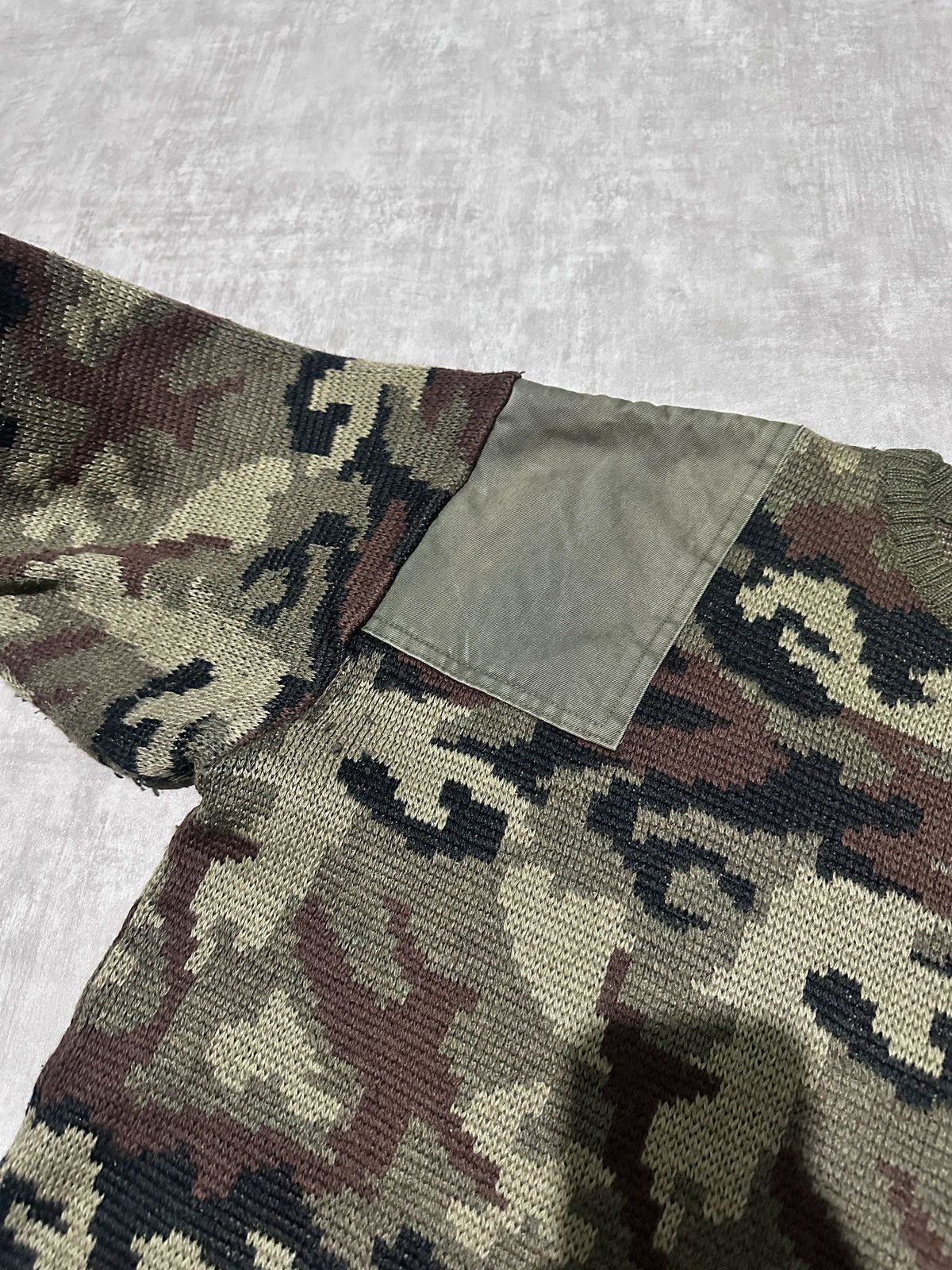 Japanese Brand Vintage Knitted Military Y2K Raf Simons Style Camo Sweater Size US XL / EU 56 / 4 - 2 Thumbnail