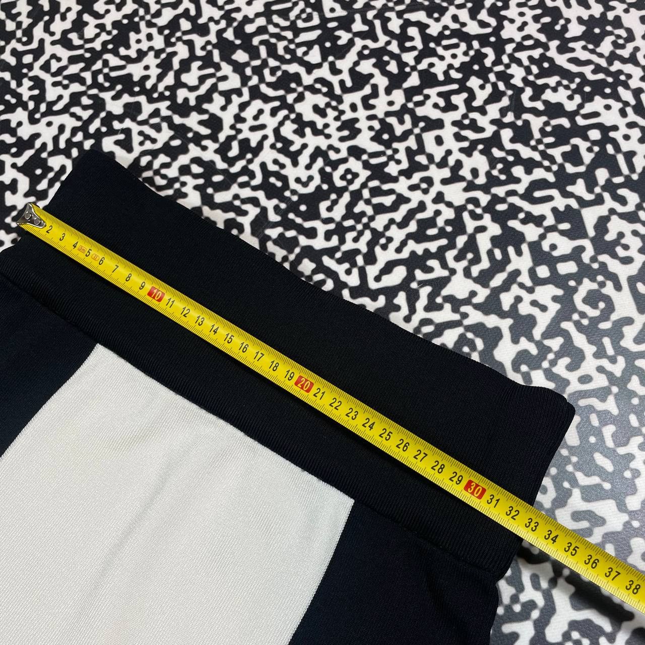 Balmain × H&M Vintage Y2K Balmain X H&M Pencil Midi Skirt Luxury Style Size 27" / US 4 / IT 40 - 7 Thumbnail