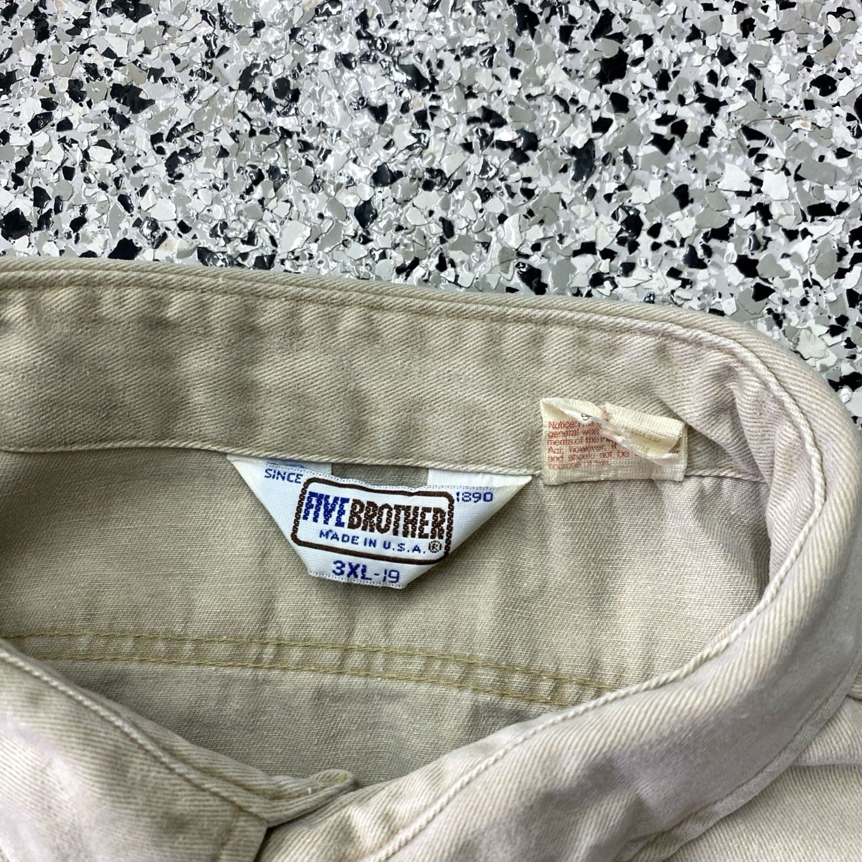 Vintage VINTAGE Five Brother Shirt Mens 3XL Beige Flannel Work Heavy Utility Outdoor Button-Up Long Sleeve Cotton Size US XXL / EU 58 / 5 - 2 Thumbnail
