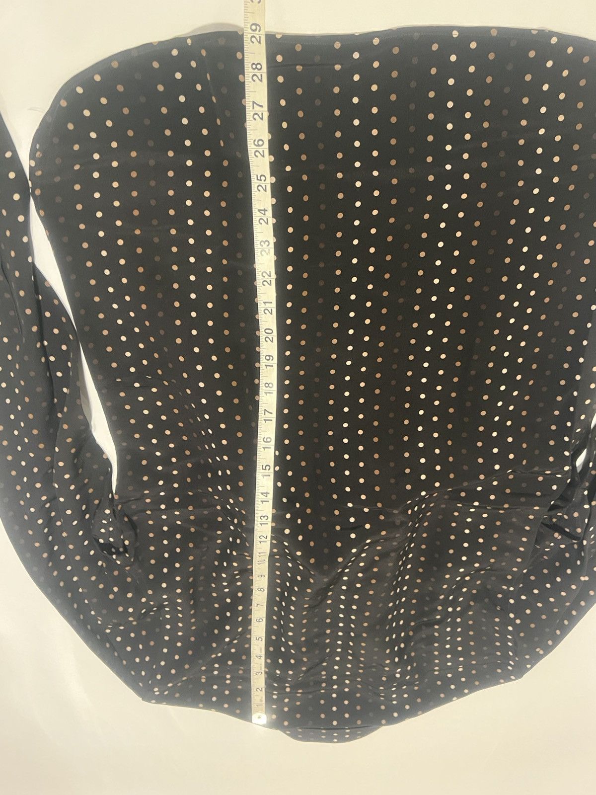 Saint Laurent Paris Saint Laurent men’s silk dots shirt. 38/15.5. $1650 Size US M / EU 48-50 / 2 - 4 Thumbnail