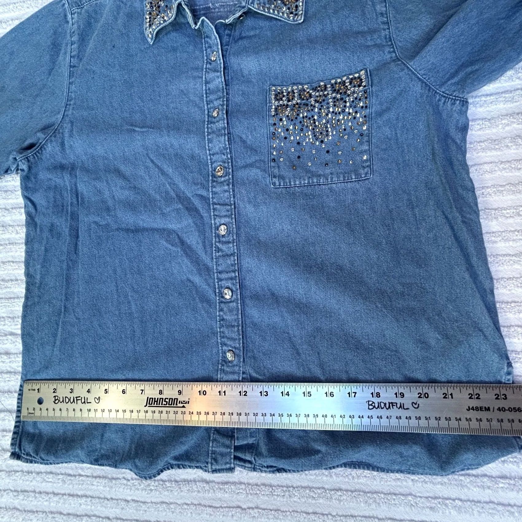 Quacker Factory Quacker Factory Shirt Large Embellished Rhinestone Button Front Denim Tunic Top Shirt Size L / US 10 / IT 46 - 5 Thumbnail