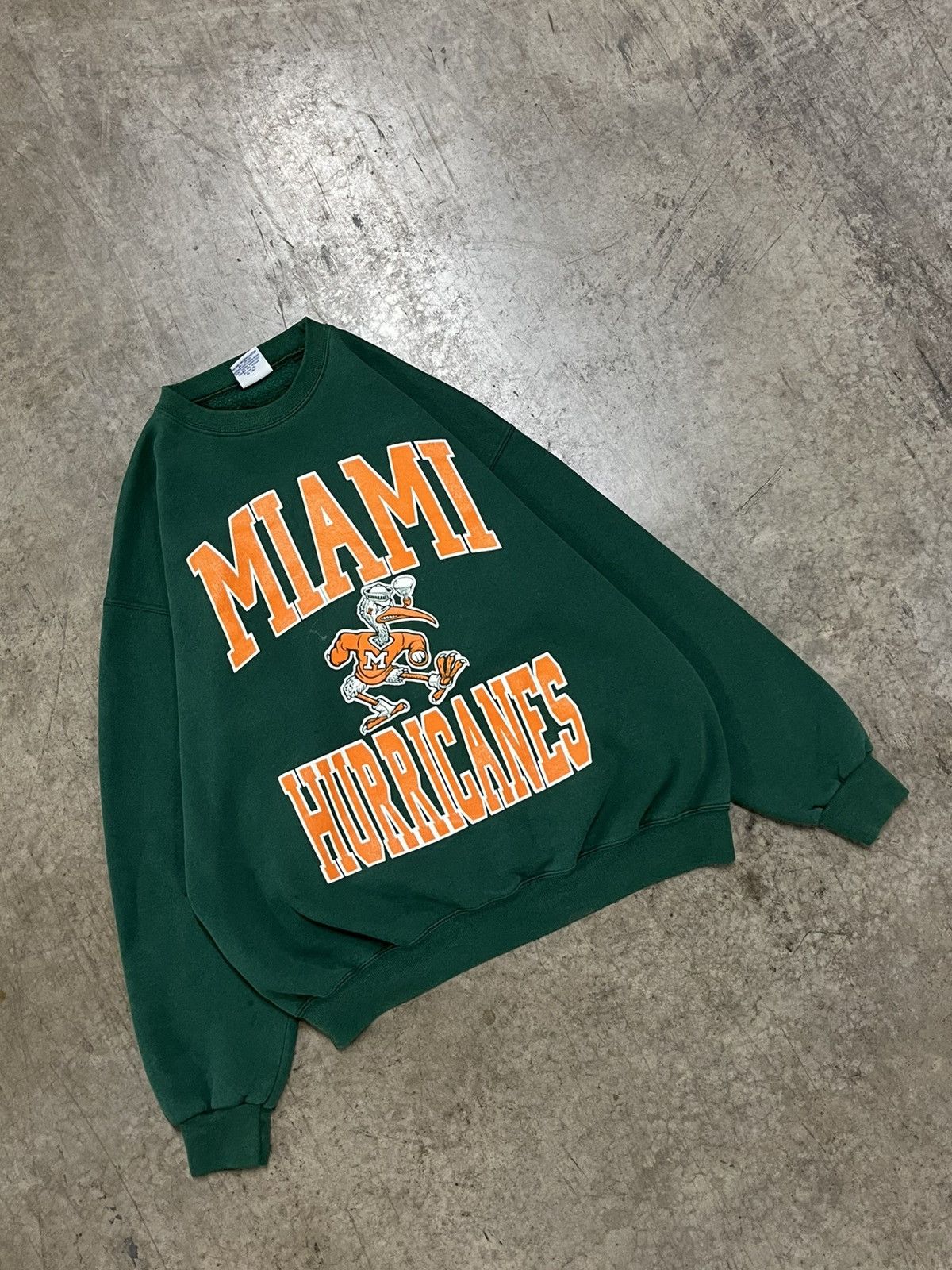Vintage Vintage Miami hurricanes college crewneck boxy fit sports Size US XL / EU 56 / 4 - 2 Thumbnail