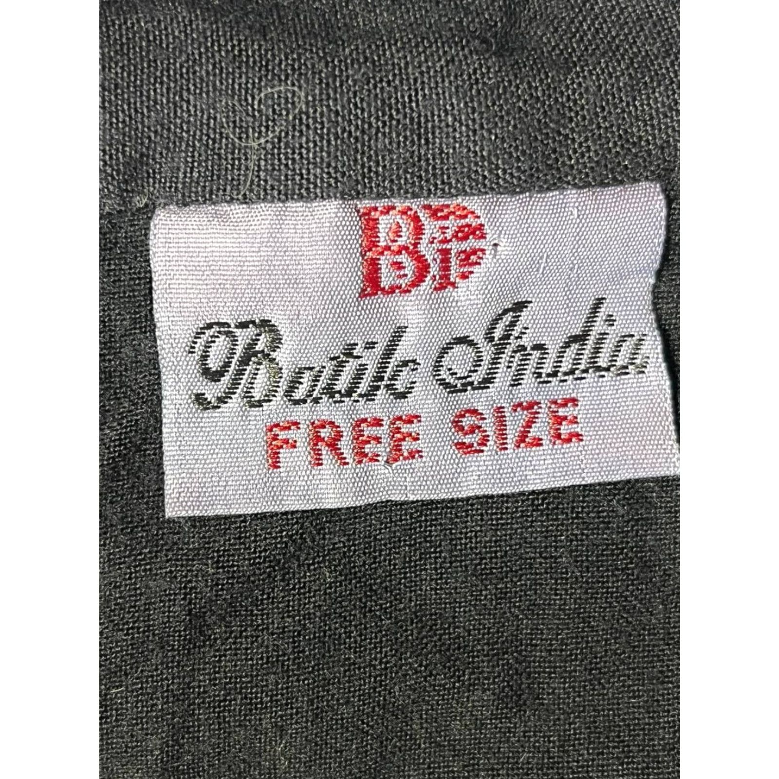 Vintage Batilc India Black Red Poncho Fringe Boho Hippie Shirt Free Size Shirt Women One Size Black Fringe Hippie Poncho Boho Batilc India Size ONE SIZE - 5 Thumbnail
