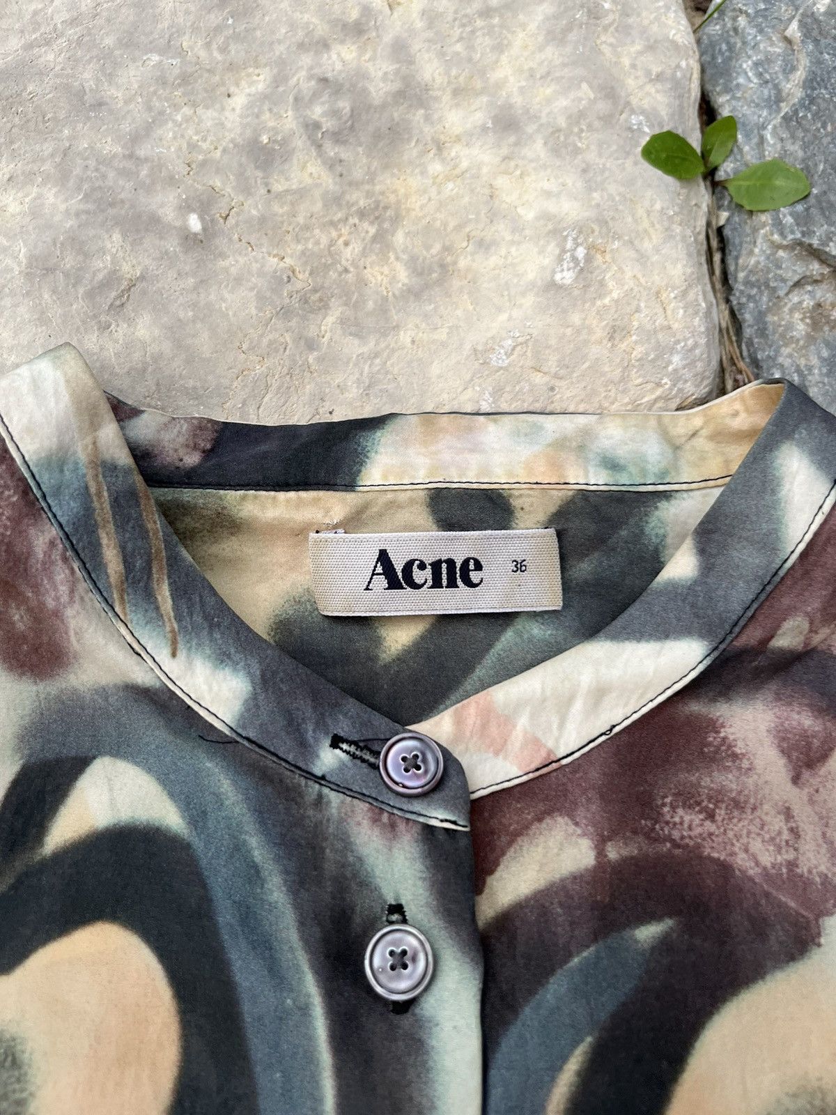 Acne Studios × Vintage Vintage Acne Studios AW10 silk shirt grafiti star full print Size XS / US 0-2 / IT 36-38 - 24 Thumbnail