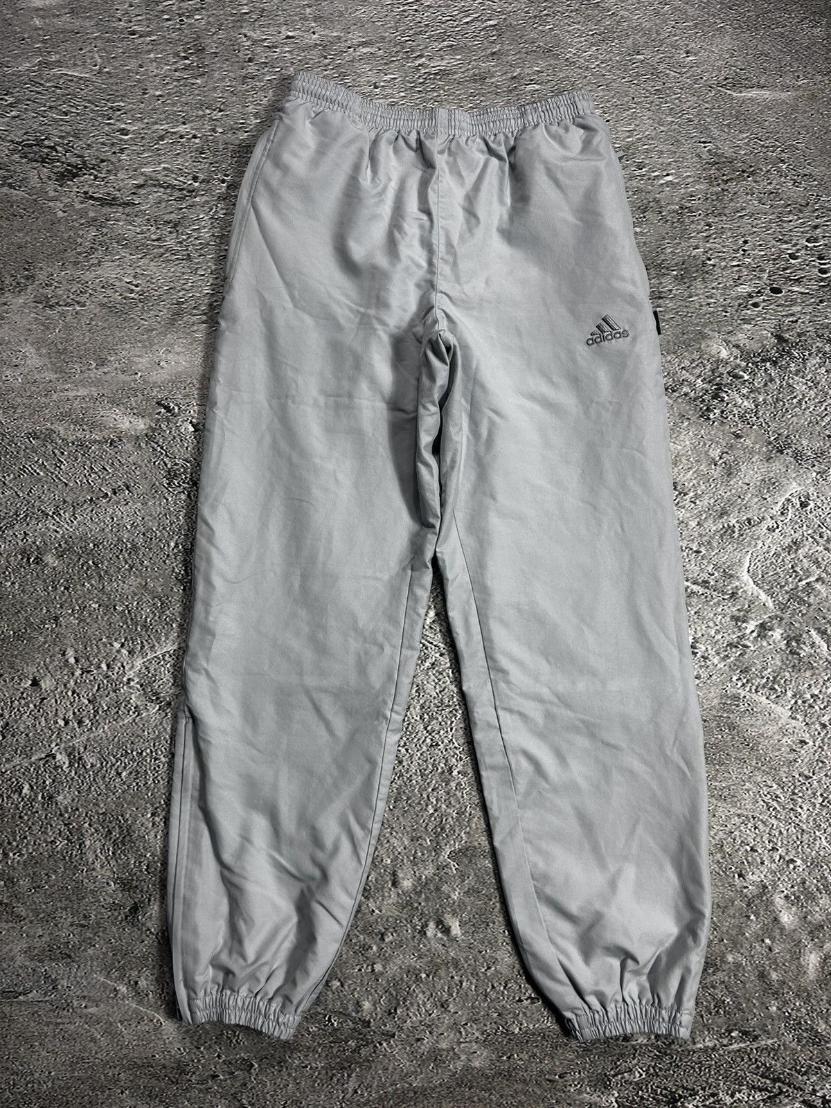 Adidas × Vintage Adidas vintage grey nylon track pants drill Y2K Size US 28 / EU 44 - 1 Thumbnail