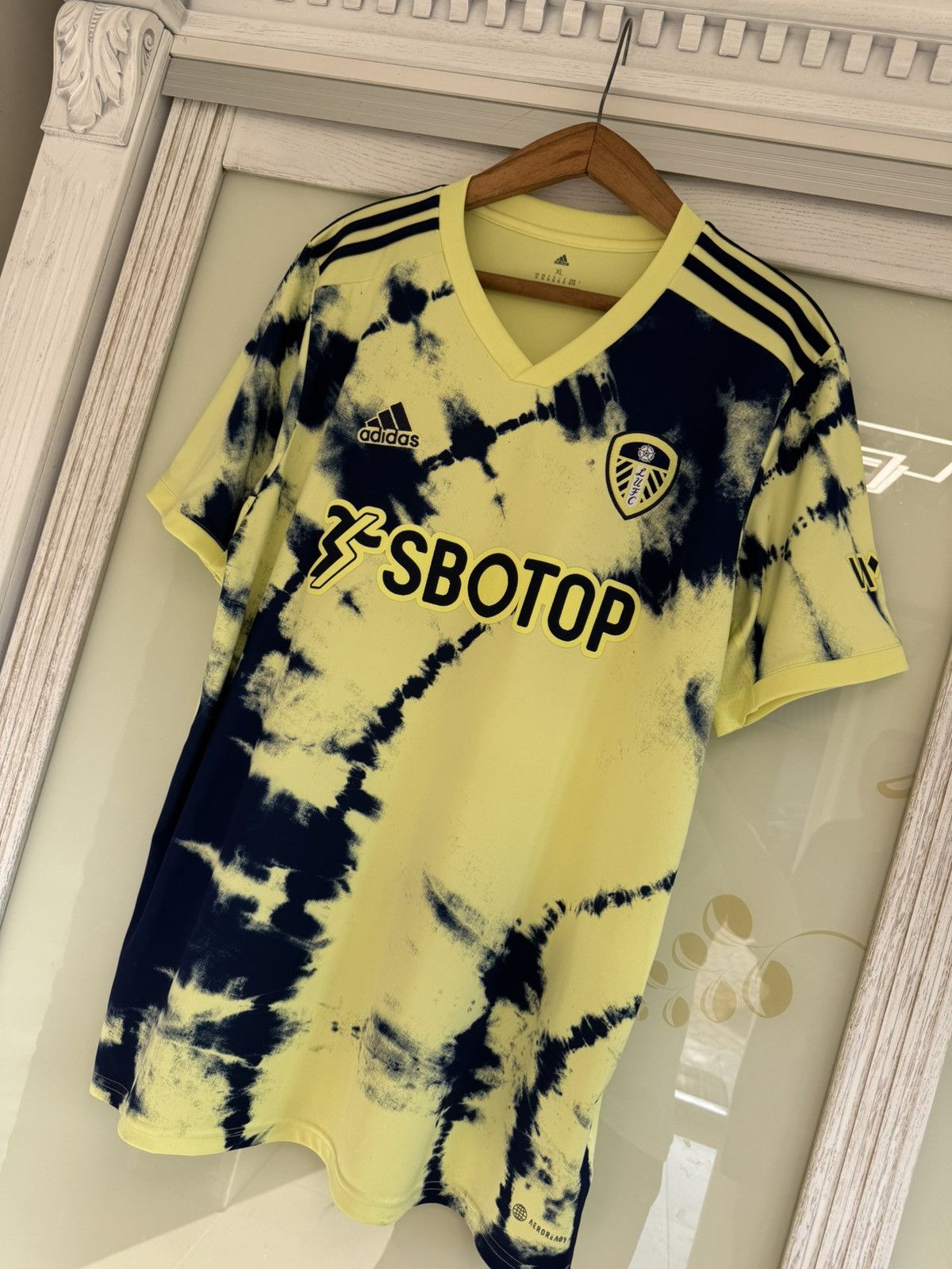 Adidas Leeds United 2022-2023 Away Soccer Jersey Football Kit Shirt Size US XL / EU 56 / 4 - 3 Thumbnail