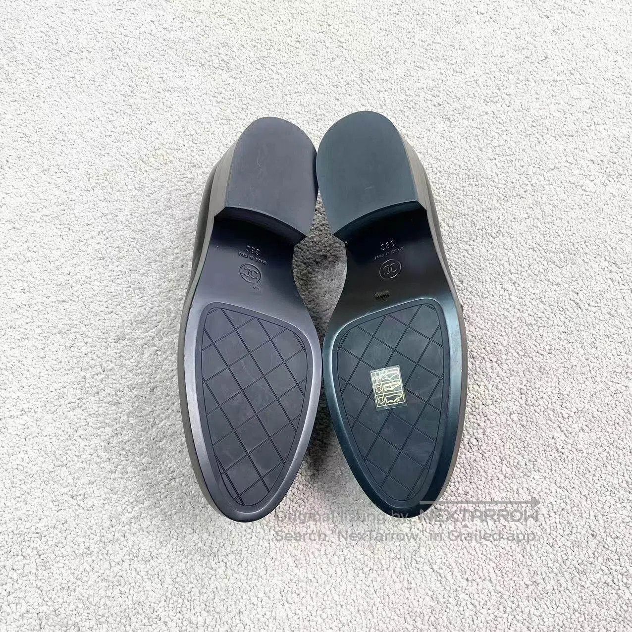 Chanel Chanel Gold coin loafers| Size US 7.5 / IT 37.5 - 7 Thumbnail