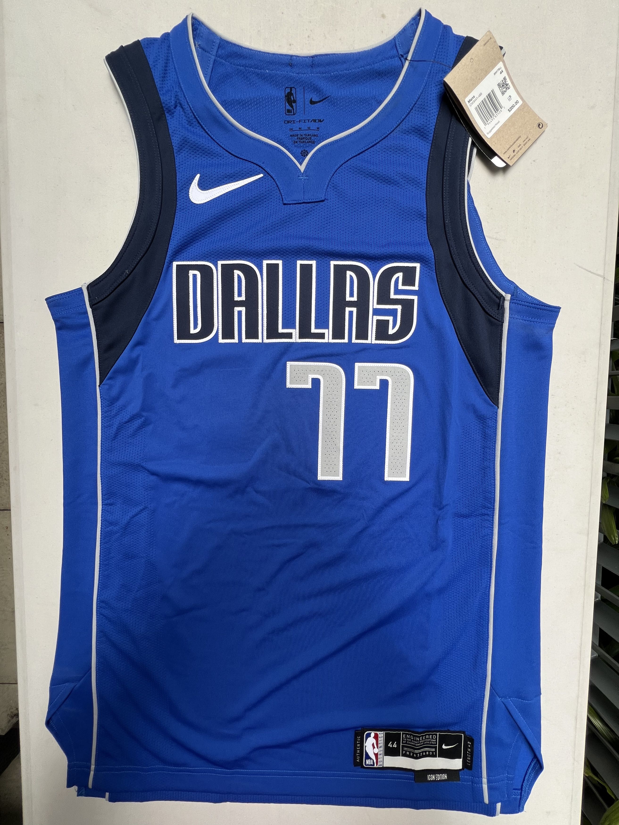 NBA × Nike Luka Doncic Dallas Mavericks 2024/2025 Icon Authentic Jersey Size US M / EU 48-50 / 2 - 1 Thumbnail