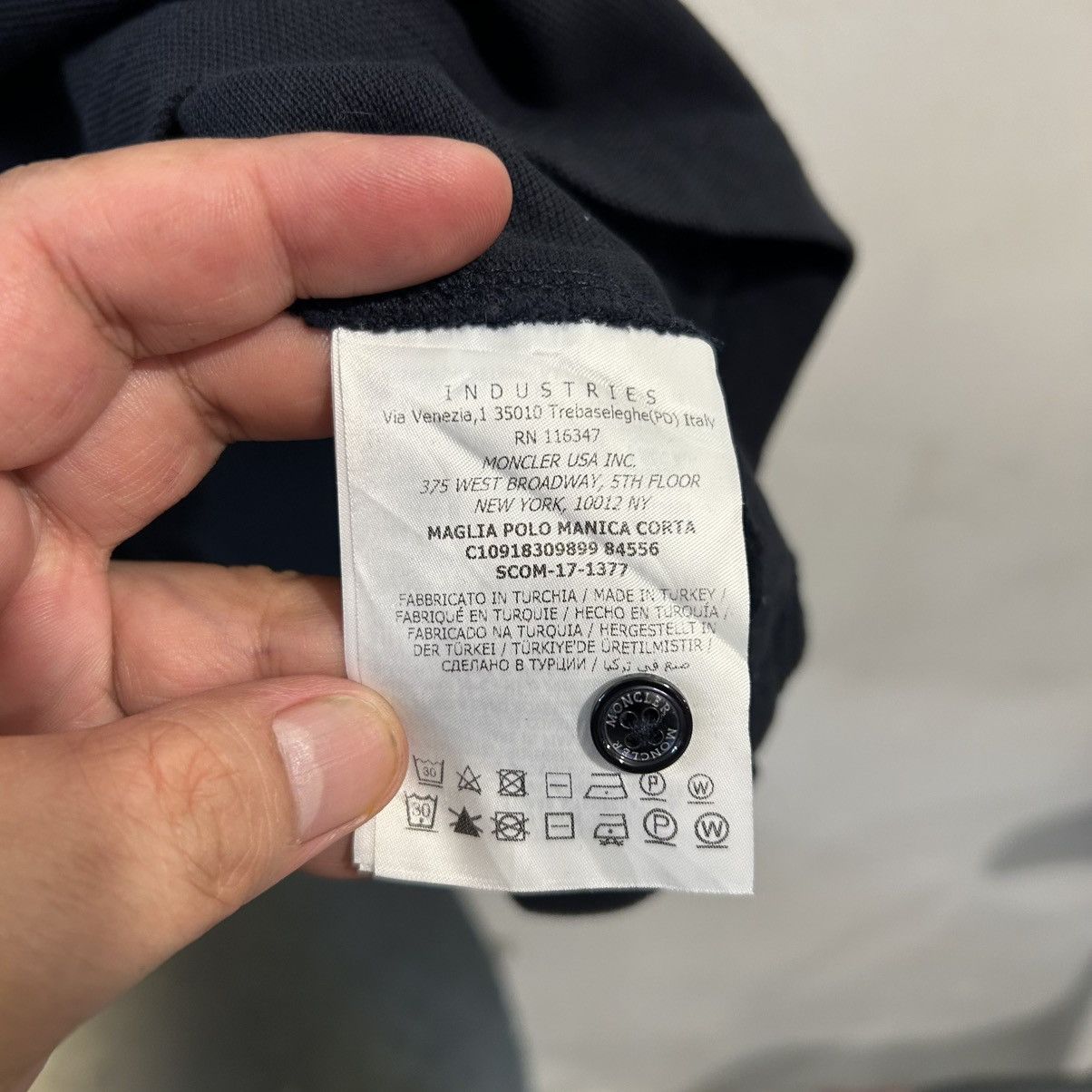 Moncler Moncler polo shirt Size US L / EU 52-54 / 3 - 4 Thumbnail