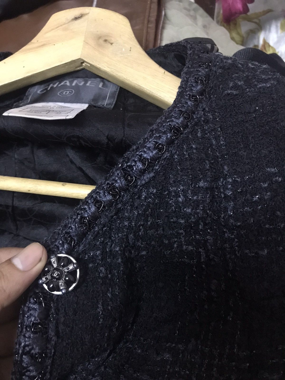 Chanel ❌LAST DROP❌AUTHENTIC CHANEL TWEED LETTLE BLACK Size M / US 6-8 / IT 42-44 - 13 Thumbnail